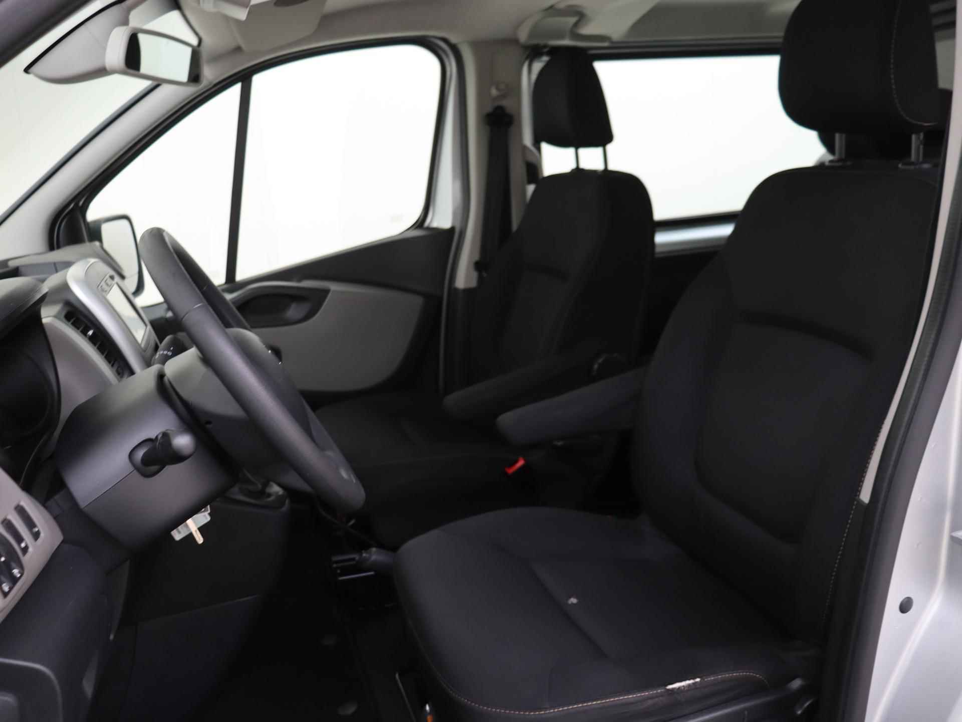 Renault Trafic 1.6 dCi T29 L2H1 DC Comfort  | Dubbel cabine | Navigatie | Camera | Trekhaak - 14/26