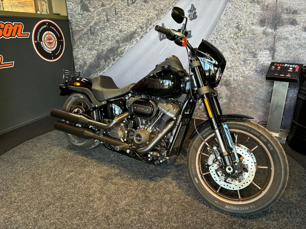 Harley-Davidson SOFTAIL FXLR LOW RIDER S