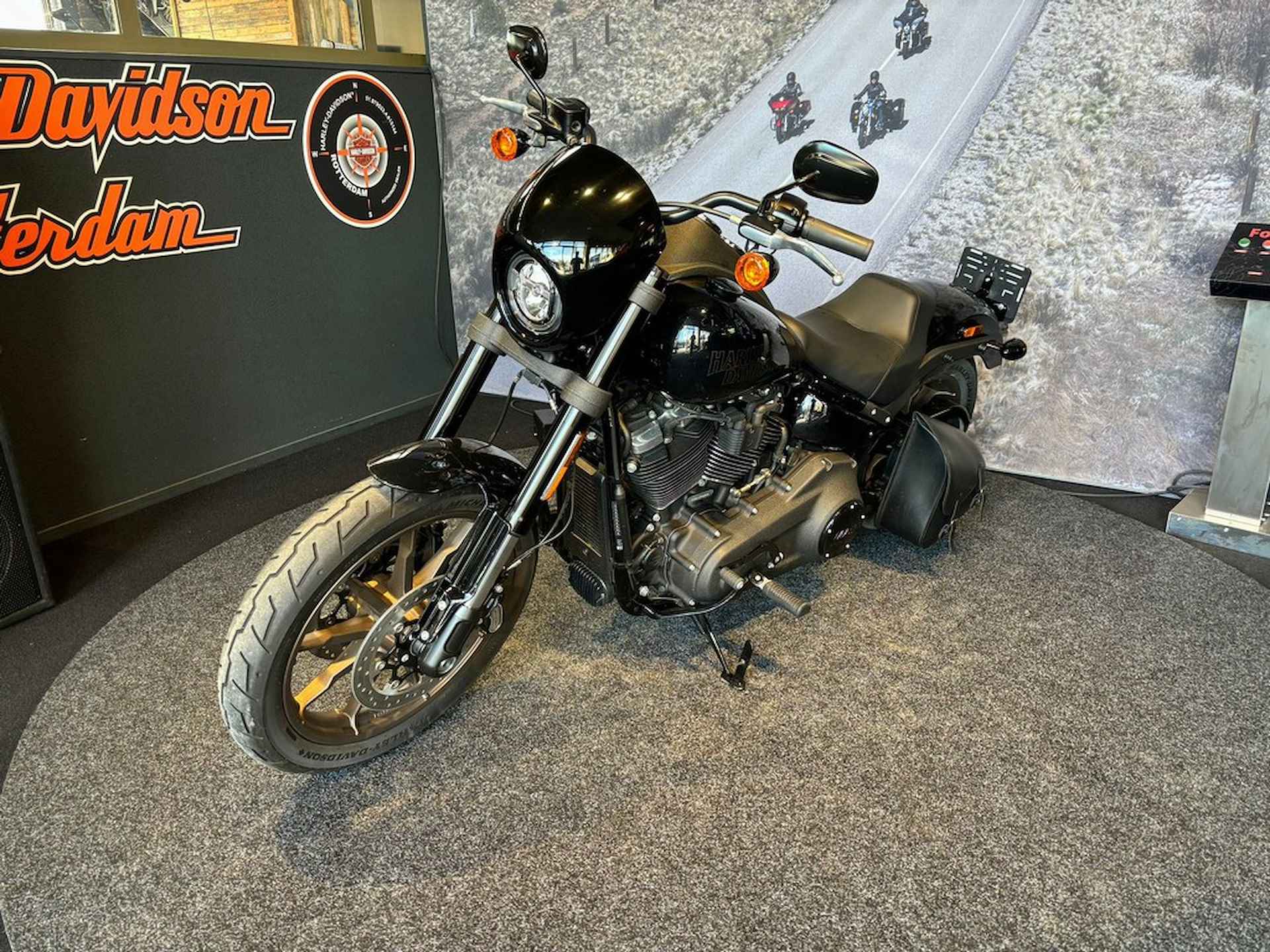 Harley-Davidson SOFTAIL FXLR LOW RIDER S - 9/9