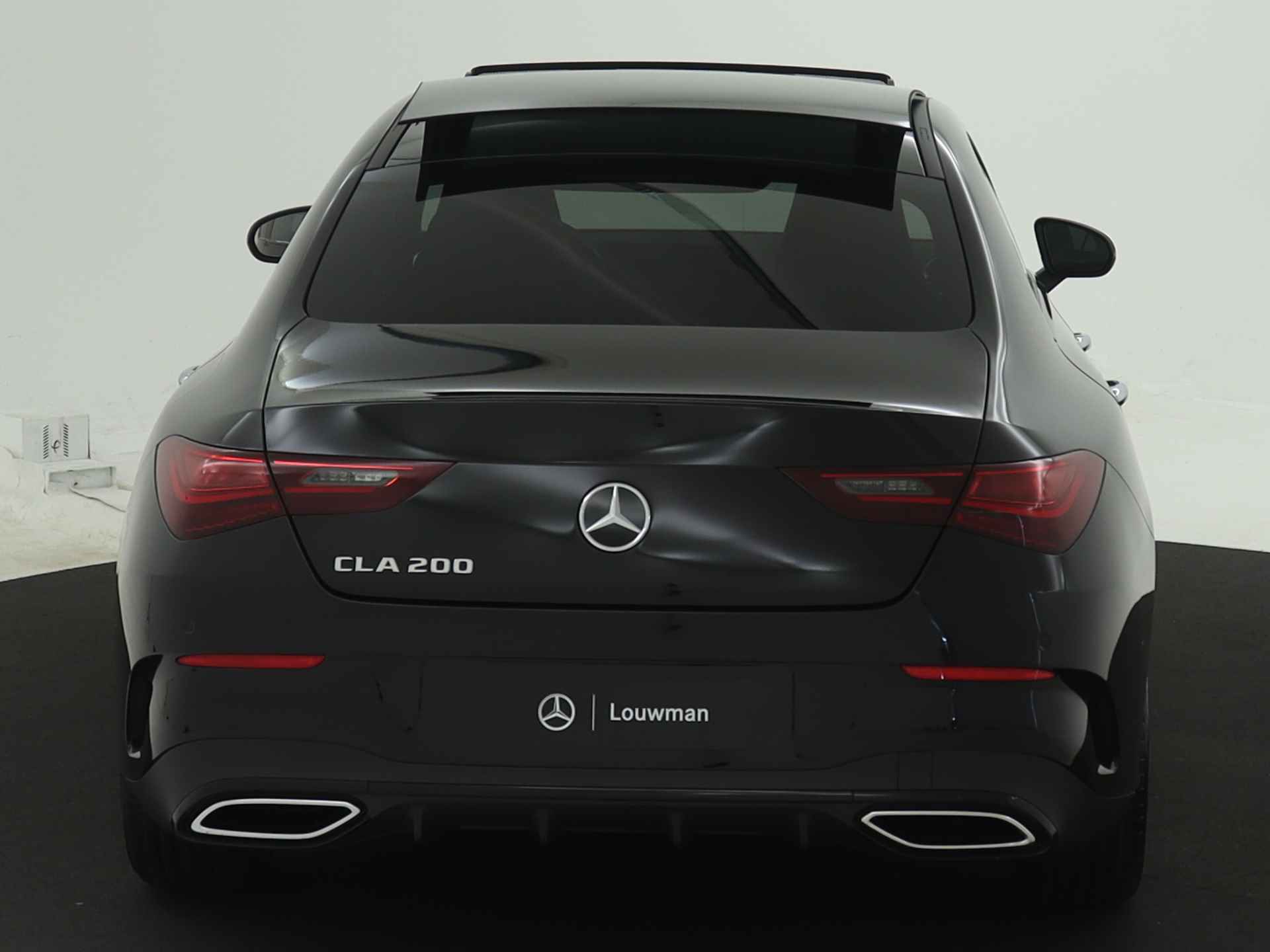 Mercedes-Benz CLA-Klasse 200 AMG Line | Nightpakket | Premium Plus Pack | Head-up display | Distronic | Parkeerpakket met 360°-camera | USB pakket Plus | KEYLESS GO-comfortpakket | Sfeerverlichting | Spiegelpakket | - 24/36