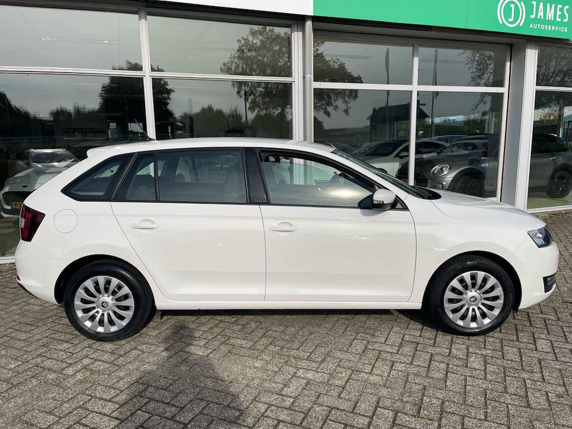 Skoda Rapid Spaceback 1.0 TSI Grt Clever - 6/18