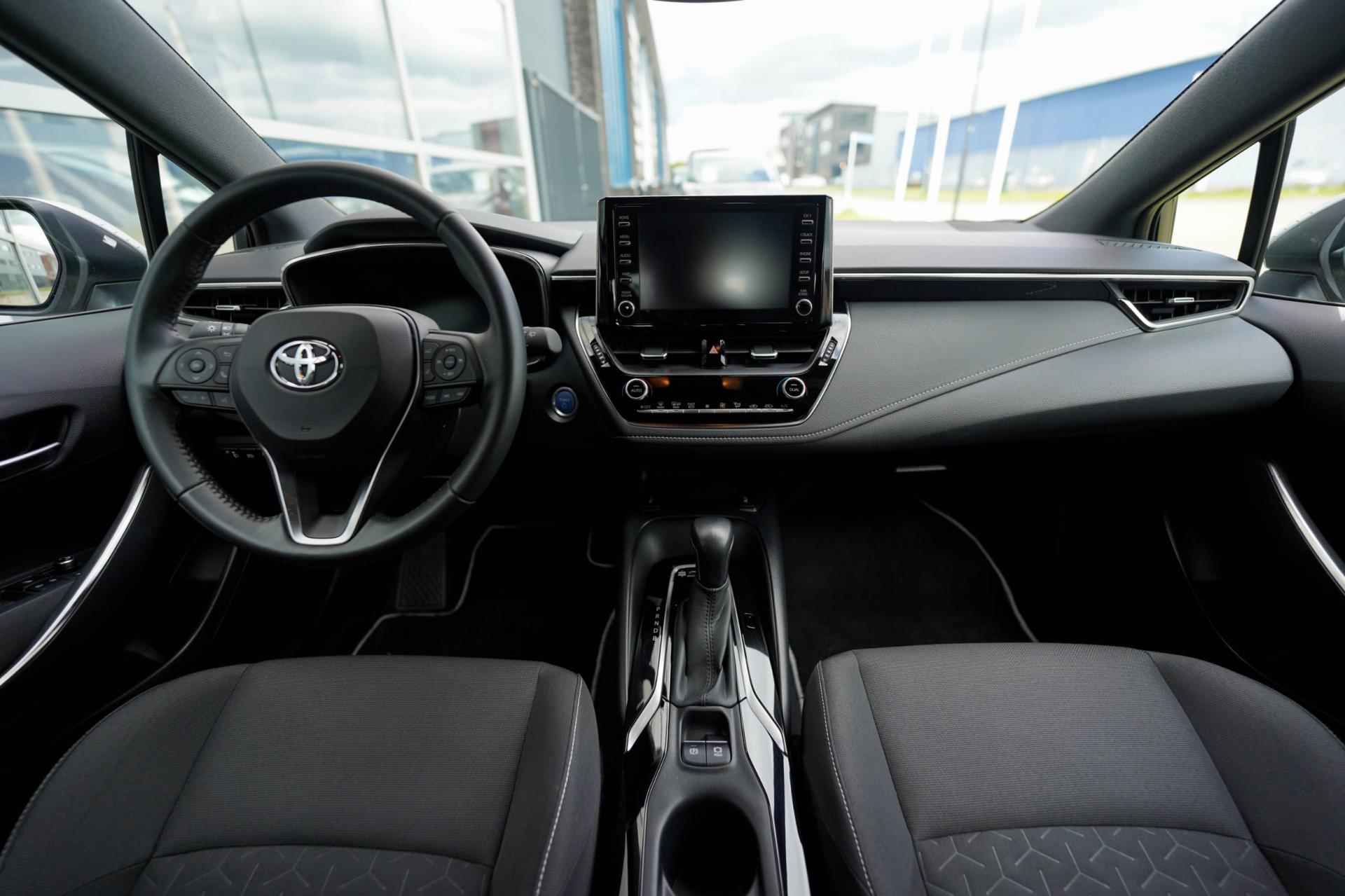 Toyota Corolla 1.8 Hybrid Dynamic Business|Carplay|Parkpilot - 8/43