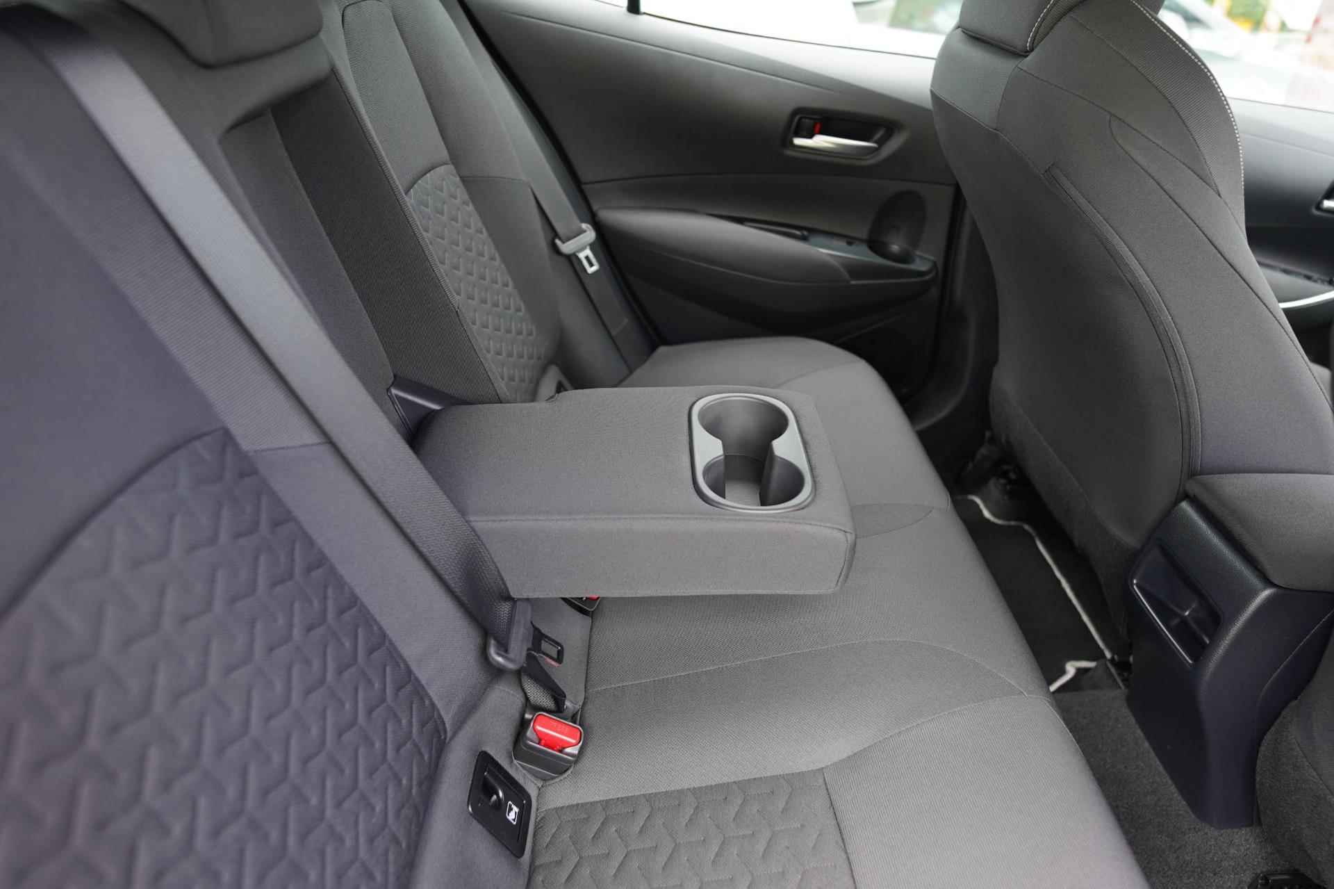 Toyota Corolla 1.8 Hybrid Dynamic Business|Carplay|Parkpilot - 25/43