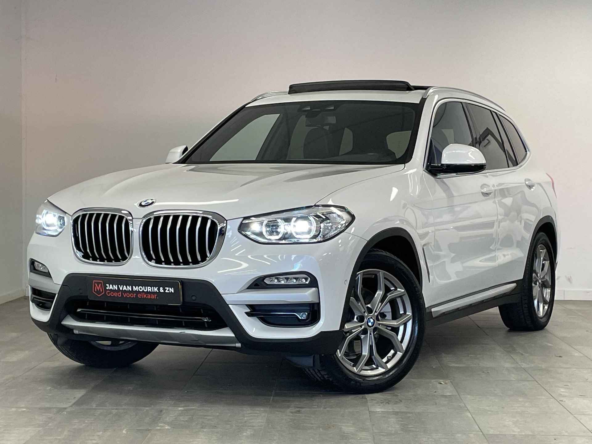 BMW X3 xDrive20i High Executive | Pano | Leder | Head-Up | Camera | - 3/51