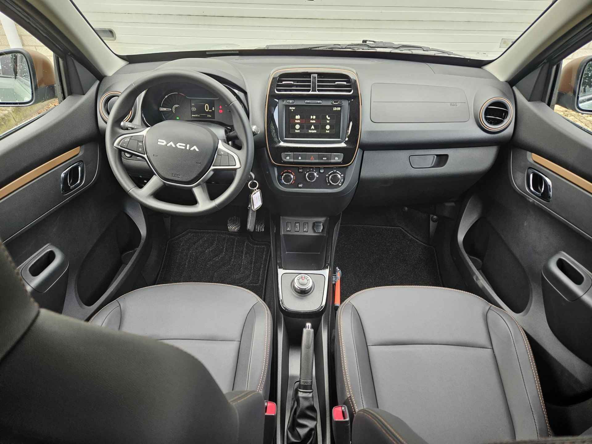 Dacia Spring Extreme 27 kWh / Levertijd I.O. / 65PK! / CCS Snelladen / Apple Carplay/Android Auto / Achteruitrijcamera - 2/48