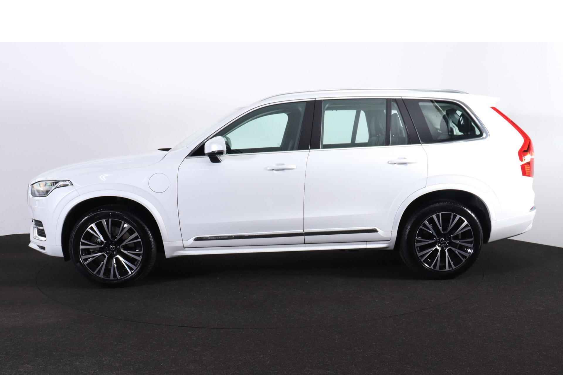 Volvo XC90 T8 Recharge AWD Ultimate Bright - LONG RANGE - Panorama/schuifdak - IntelliSafe Assist & Surround - Parkeercamera achter - Verwarmde voorstoelen, stuur & achterbank - Parkeersensoren voor & achter - Elektr. bedienb. voorstoelen met geheugen - Draadloze tel. lader - 20' LMV - 3/29