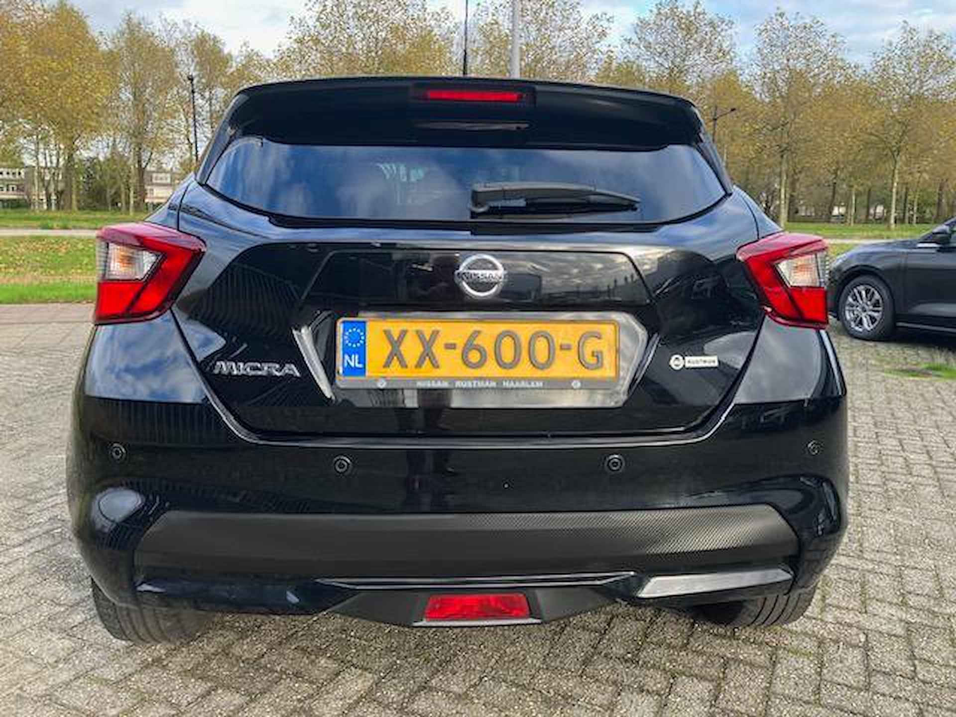 Nissan Micra 0.9 IG-T 90PK Tekna - 8/19