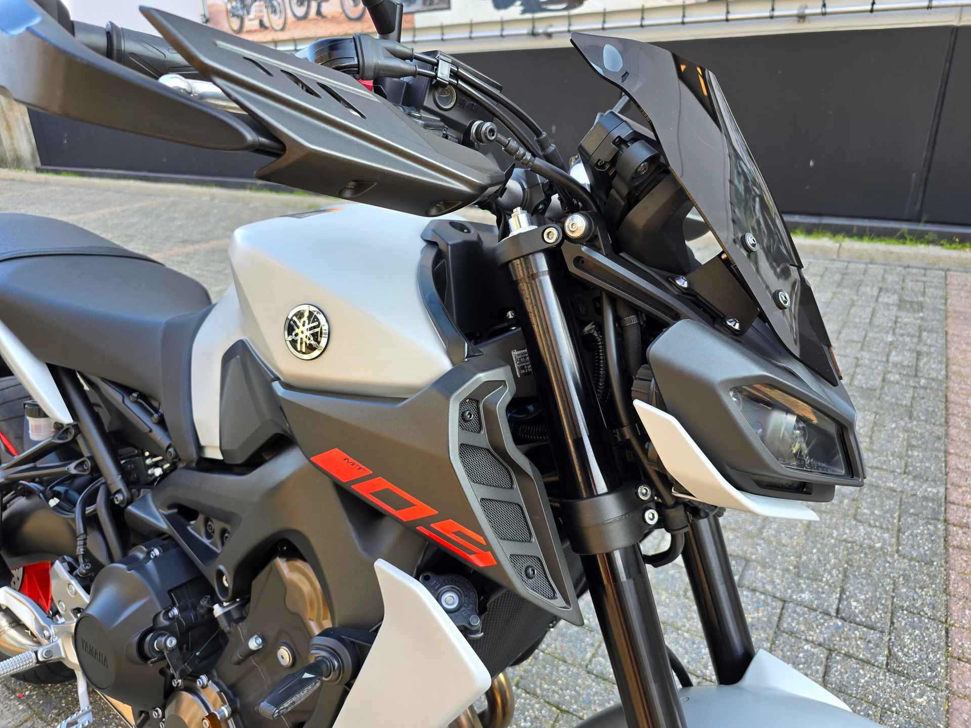 Yamaha MT 09 ABS - 8/25