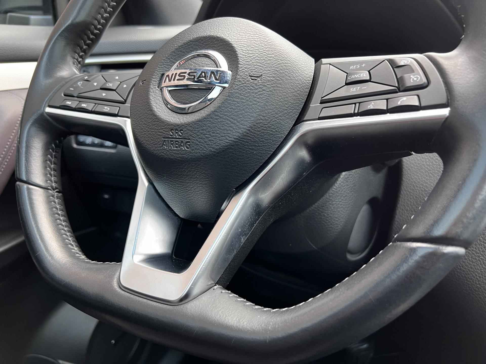 Nissan Qashqai 1.3 DIG-T Tekna + / 140 PK / Panoramadak / Leder + Memory / Navigatie + Camera rondom / Stoelverwarming - 18/55