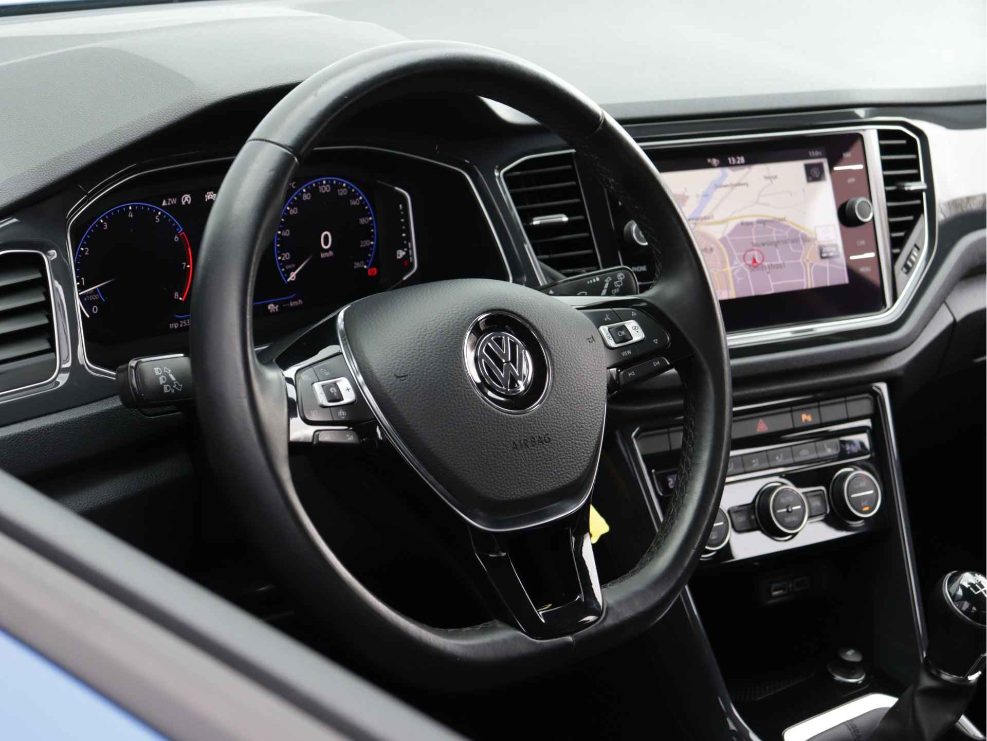 Volkswagen T-Roc 1.5 TSI Sport 150pk | Navigatie | Trekhaak | Camera | Stoelverwarming | App-Connect | Digital Cockpit - 9/51