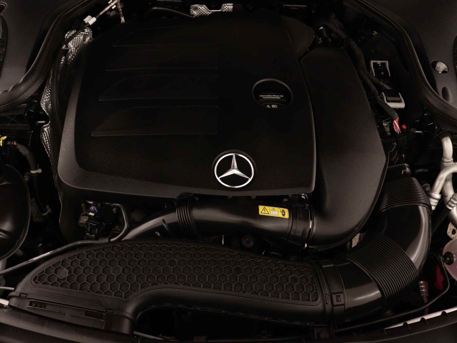 Mercedes-Benz E-Klasse 200 AMG Nightpakket | Panoramadak | Burmester Audio | Memory | Keyless Go | Dode Hoek Ass | 360 gr Camera | Inclusief 24 maanden Mercedes-Benz Certified garantie voor Europa. - 41/44