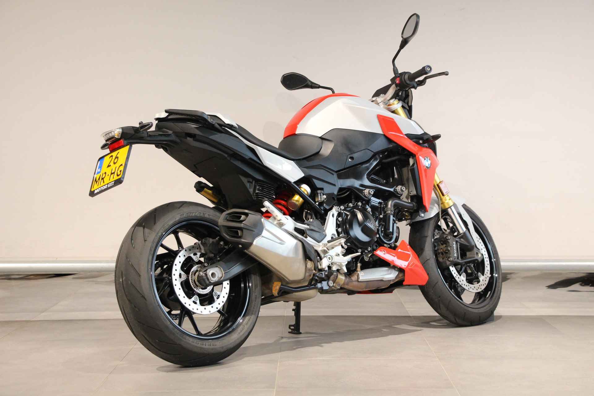 BMW F 900 R - 8/15