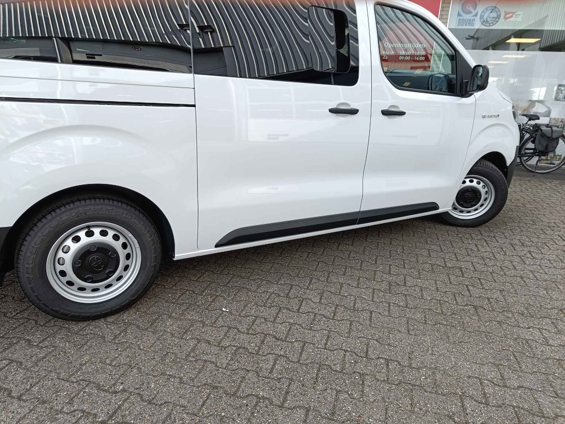 Toyota PROACE  Shuttle Long 75 kWh Cool | 9 pers. | Navi Pakket | - 5/30