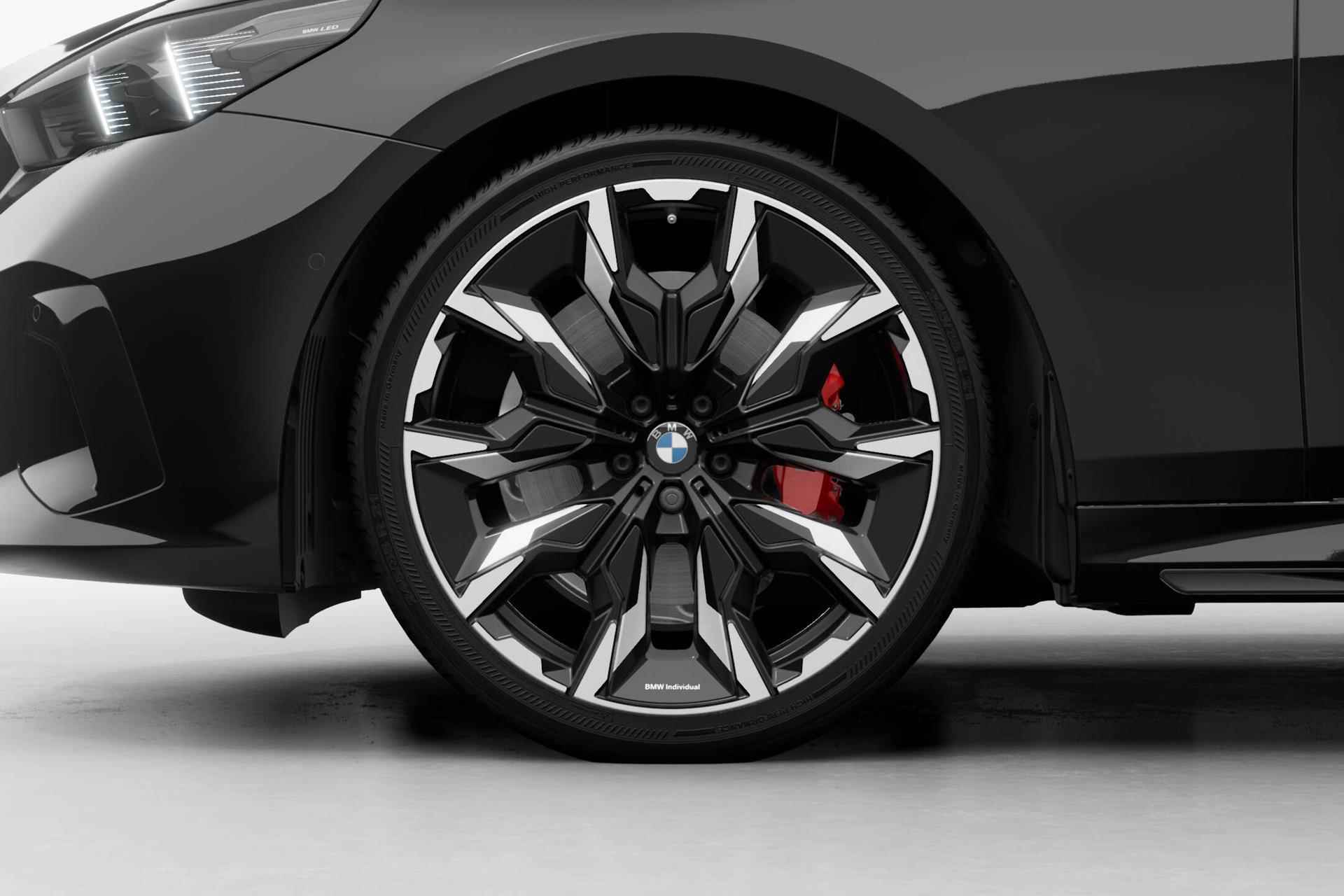 BMW 5 Serie Sedan 520i | M Sportpakket Pro | Verwarmde stoelen voor en achter - 10/19