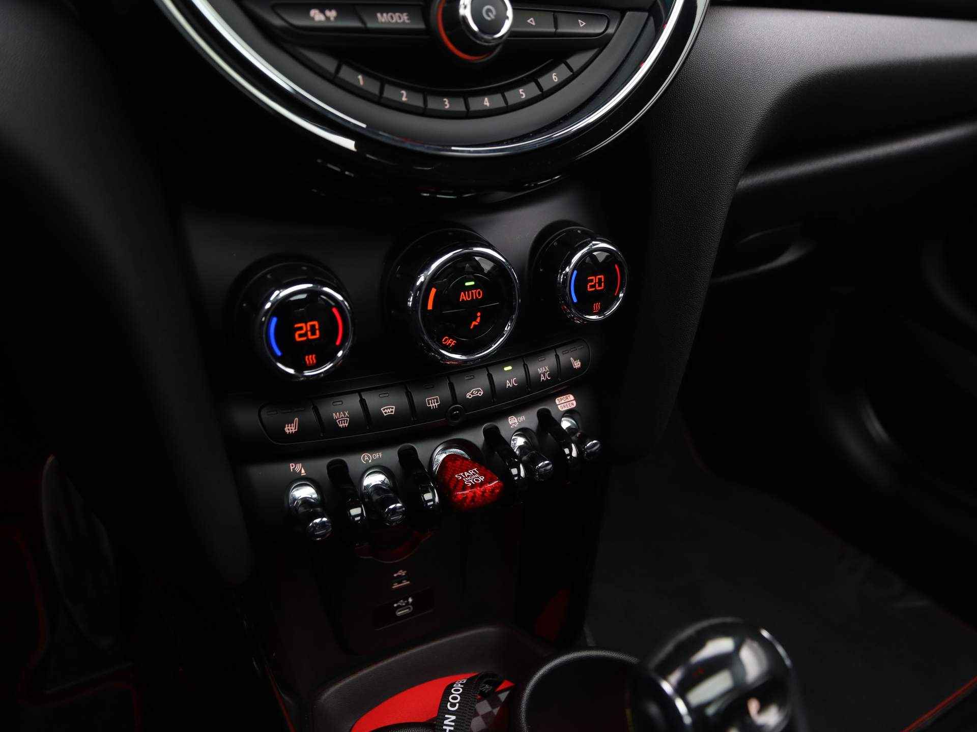 MINI 3-deurs John Cooper Works Chili Serious Business Aut. - 15/26