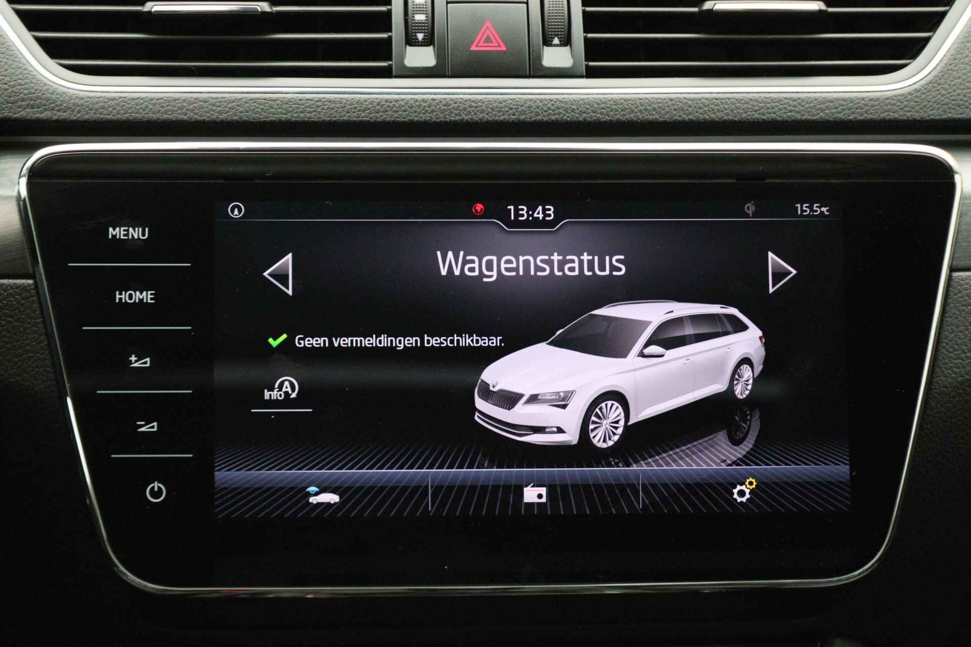 Škoda Superb Combi 1.5 TSI ACT Style Business Leer, Panoramadak, Apple Carplay, Cruise, Bluetooth, 19'' - 49/56