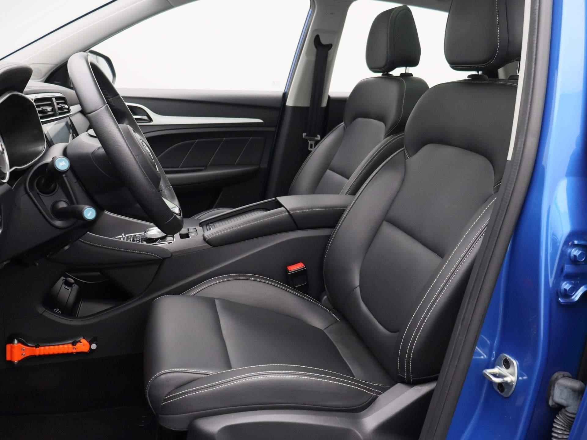 MG ZS EV Luxury 45 kWh | Schuifdak | Leder | Navigatie | Camera | Airco | Parkeersensoren | - 12/31