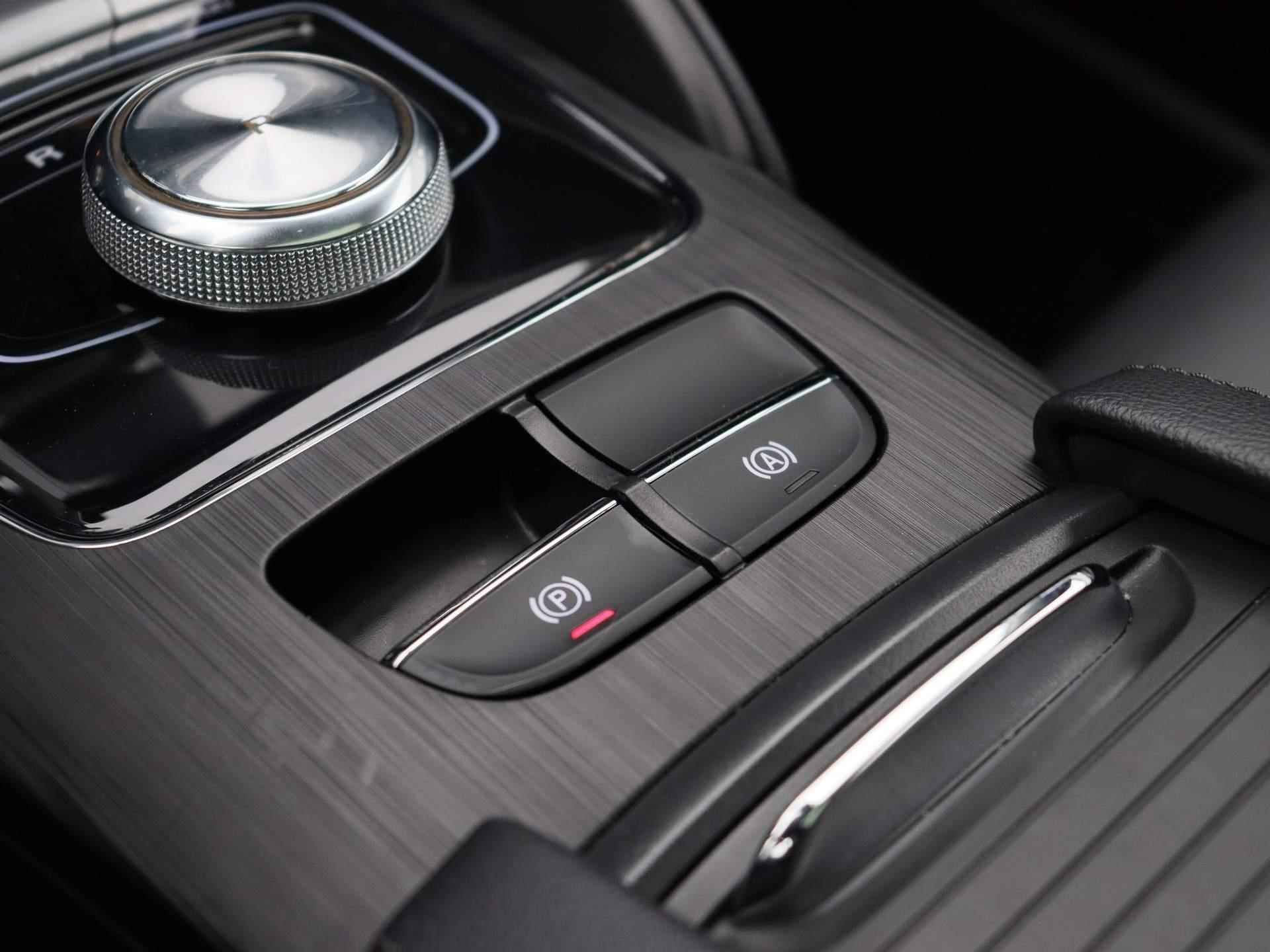 MG ZS EV Luxury 45 kWh | Schuifdak | Leder | Navigatie | Camera | Airco | Parkeersensoren | - 21/31