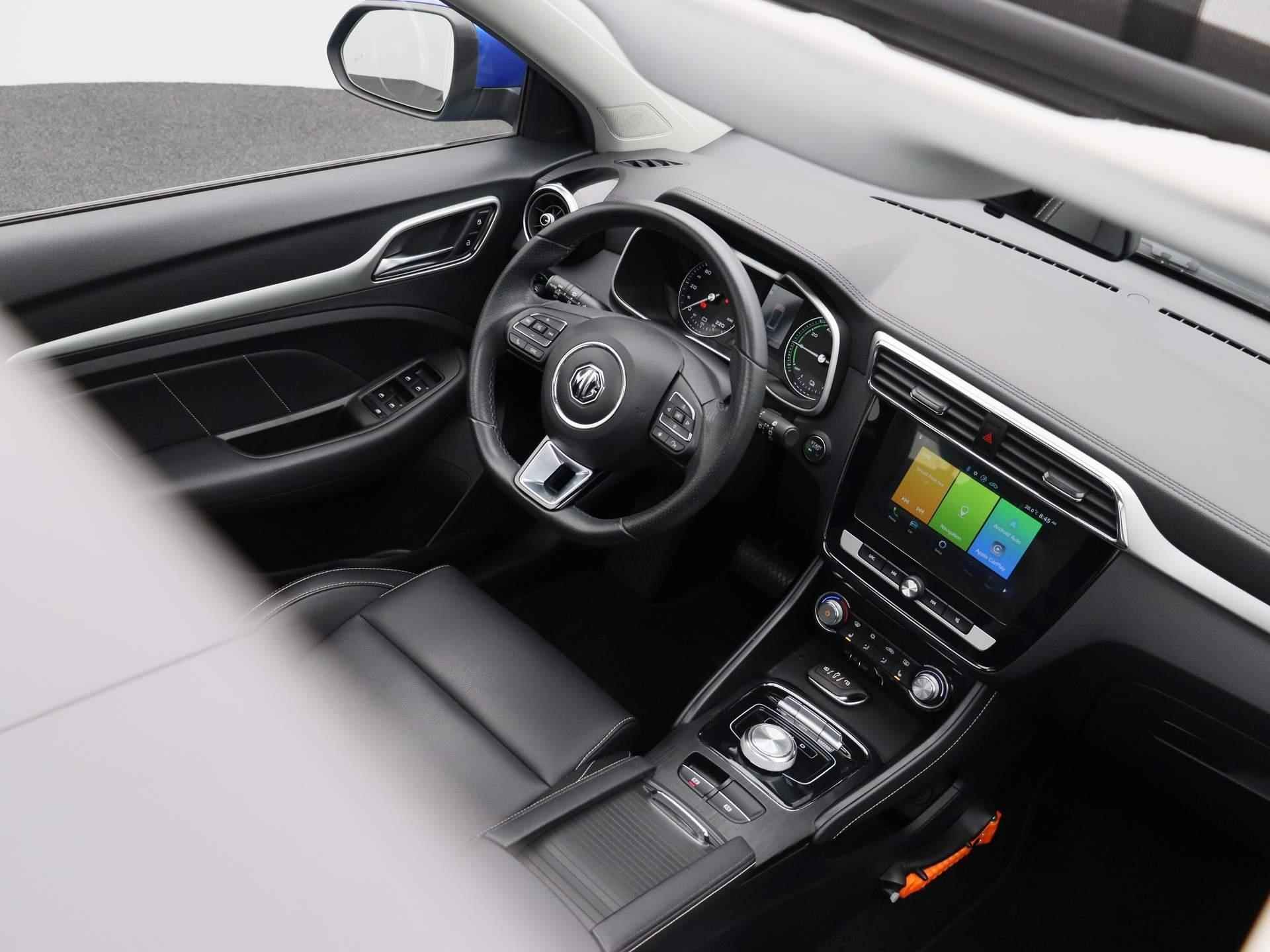 MG ZS EV Luxury 45 kWh | Schuifdak | Leder | Navigatie | Camera | Airco | Parkeersensoren | - 29/31