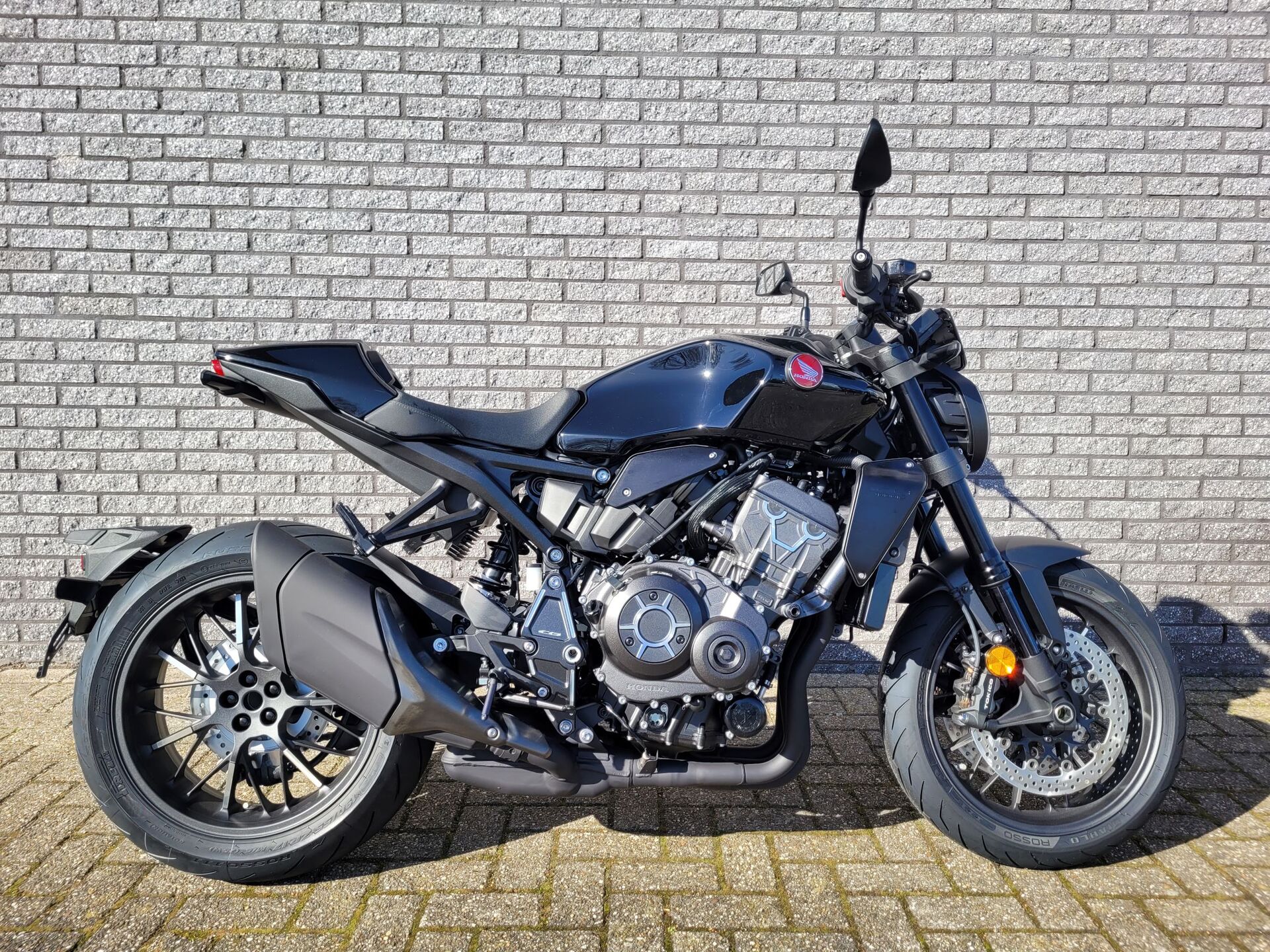 Honda CB1000R Black Editon bij viaBOVAG.nl