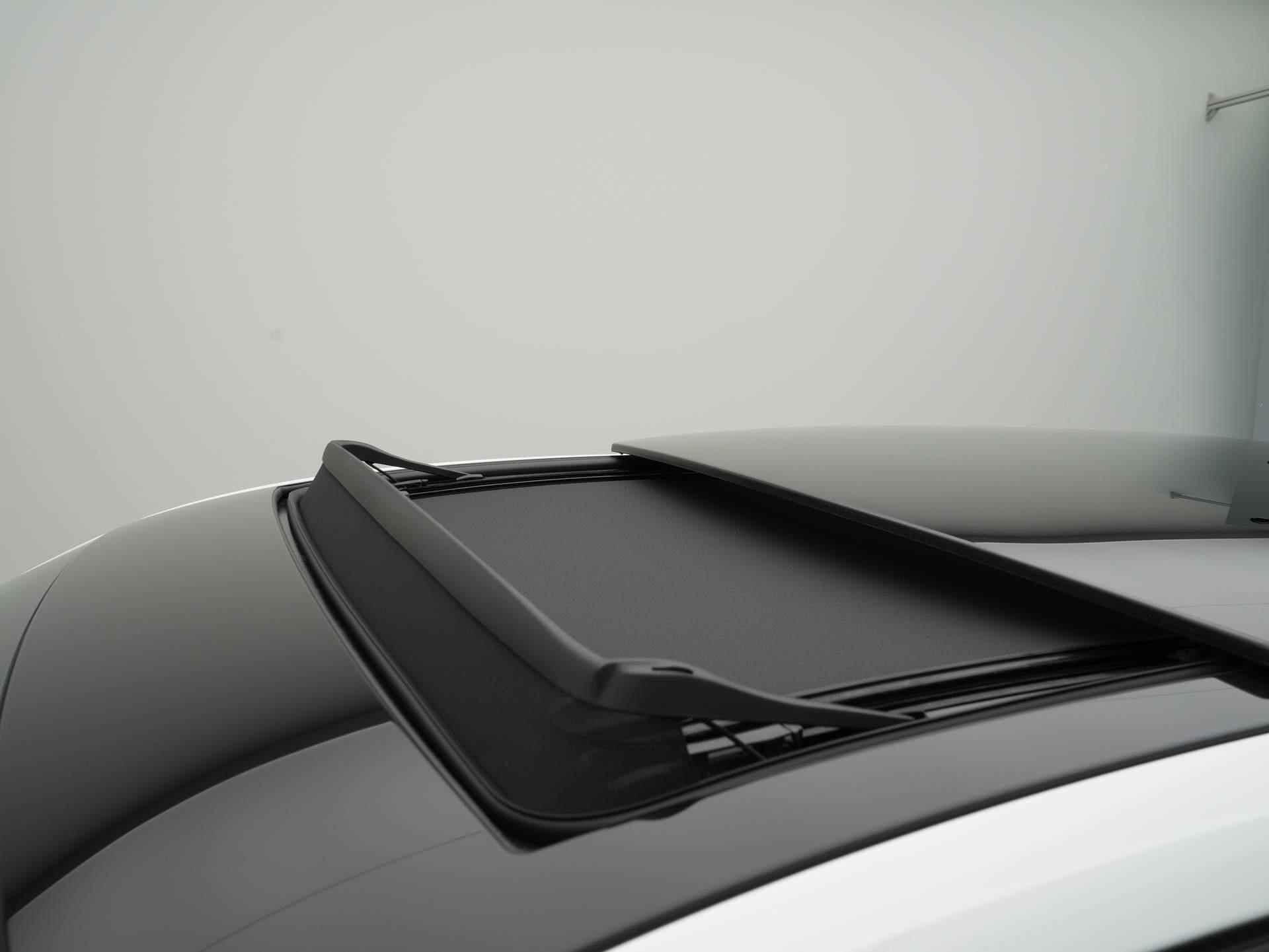 Audi Q2 35 TFSI S Edition | S Line | panoramadak | zwart optiek | SONOS | 18" - 35/49