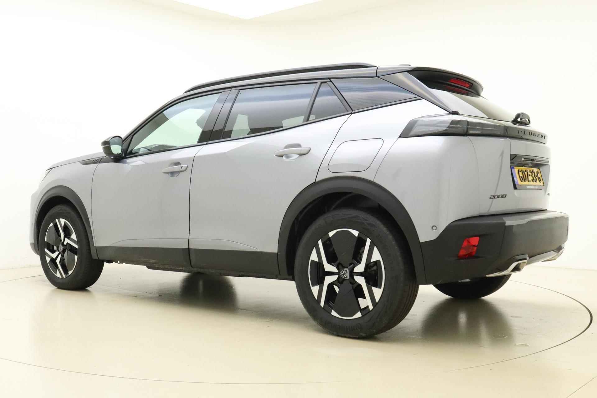 Peugeot 2008 1.2 Hybrid GT 136 PK | Automaat | Camera | Alcantara bekleding | Elektrische stoelen | Stoelverwarming | Panorama dak | Adaptieve Cruise Control | Navigatie | Nieuw uit voorraad - 13/46