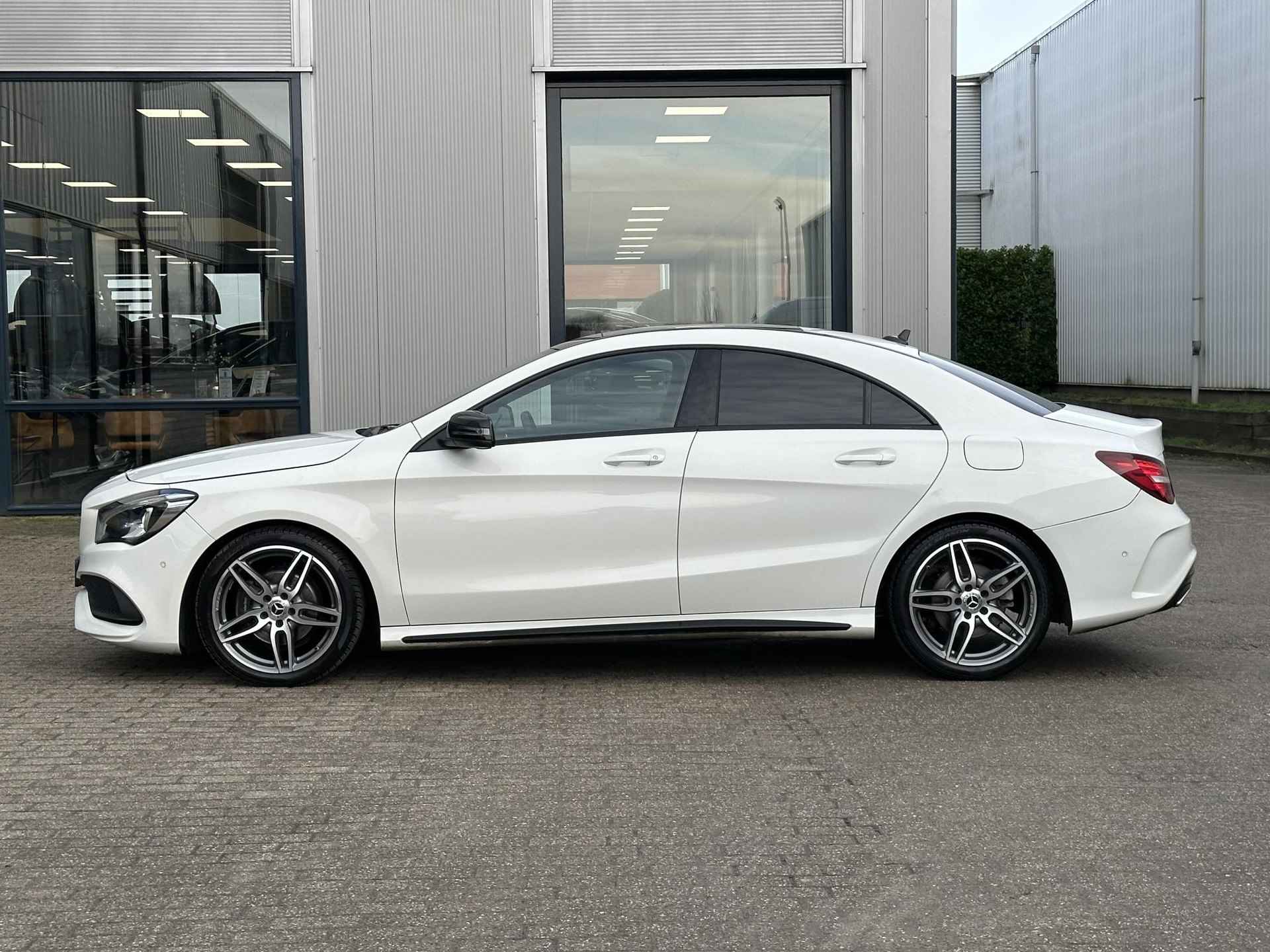 Mercedes-Benz CLA-klasse AMG 200 Prestige | Pano-Dak/Sfeer/Harman-Kardon/Navi/18" - 51/59