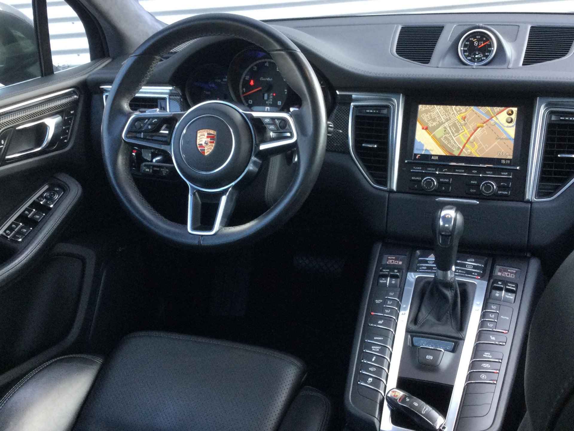 Porsche Macan 3.6 Turbo | Panoramadak | Camera | Burmester | - 9/37