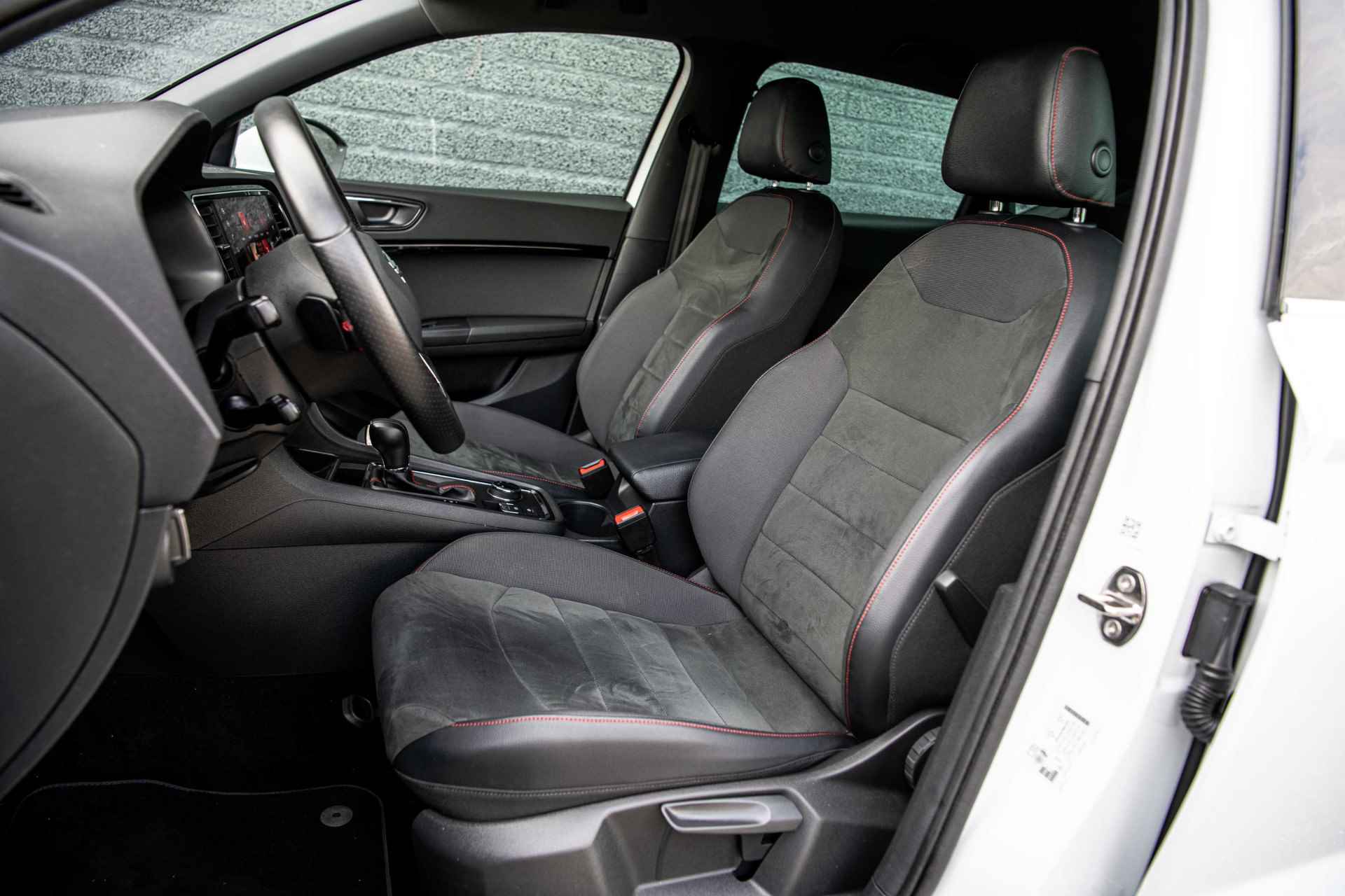 SEAT Ateca 1.5 TSi 150 pk DSG-7 FR Business Intense | 360° Camera | Full LED | Winterpakket - 8/51