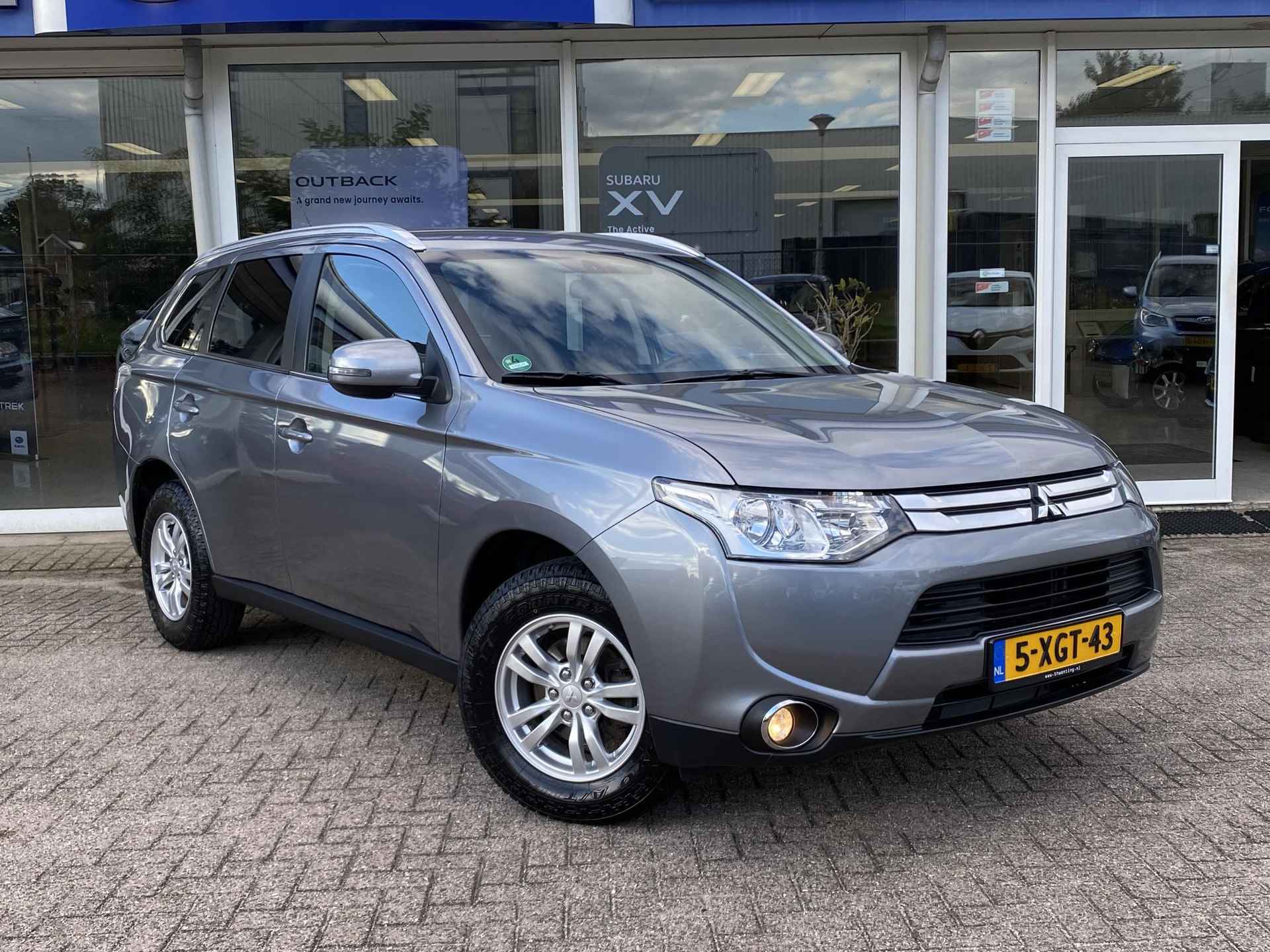 Mitsubishi Outlander 2.0 Business Edition | Cruise control | Navigatie | Klimaat controle | Achteruitrijcamera | 7 zitplaatsen | Trekhaak | - 38/38