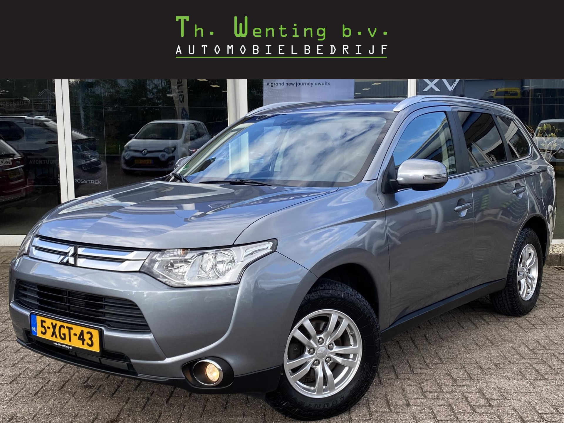 Mitsubishi Outlander 2.0 Business Edition | Cruise control | Navigatie | Klimaat controle | Achteruitrijcamera | 7 zitplaatsen | Trekhaak |