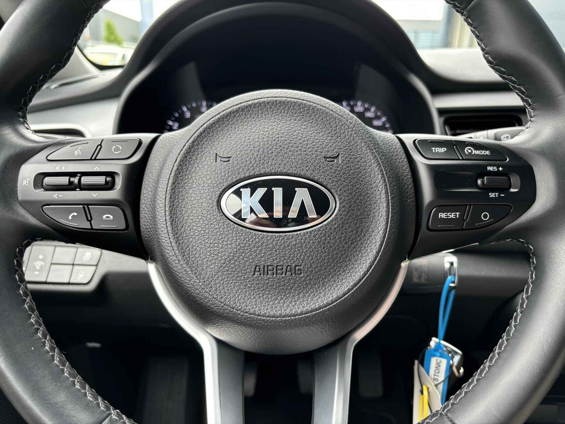 Kia Stonic 1.0T 100pk DynamicLine | Airconditioning | Navigatie | 17" Lm velgen | Camera | Cruise control - 27/34