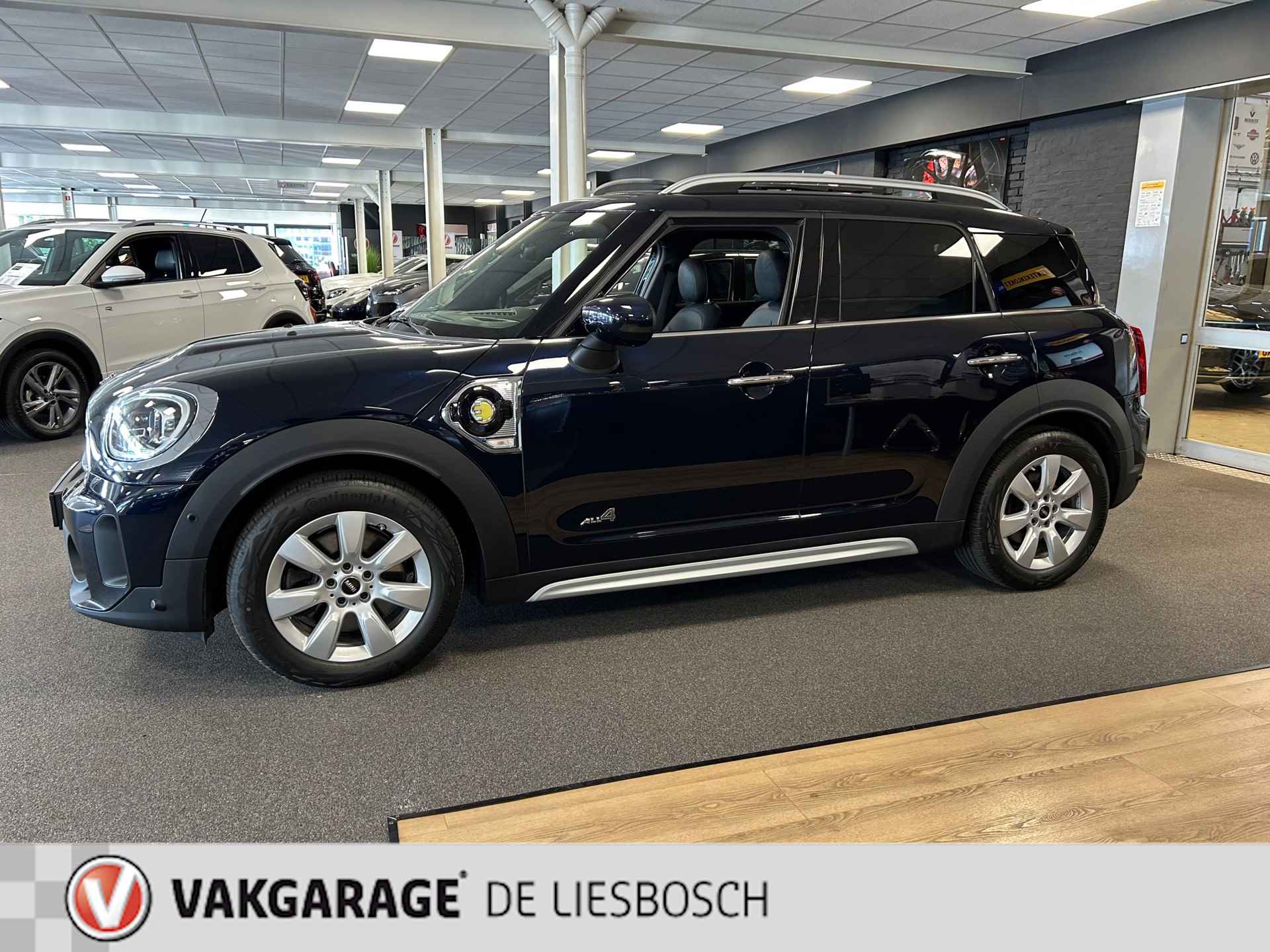 Mini Mini Countryman 2.0 Cooper S E ALL4 Chili / Automaat / Leder / Panorama-dak / Led / stoelverwarming - 3/36