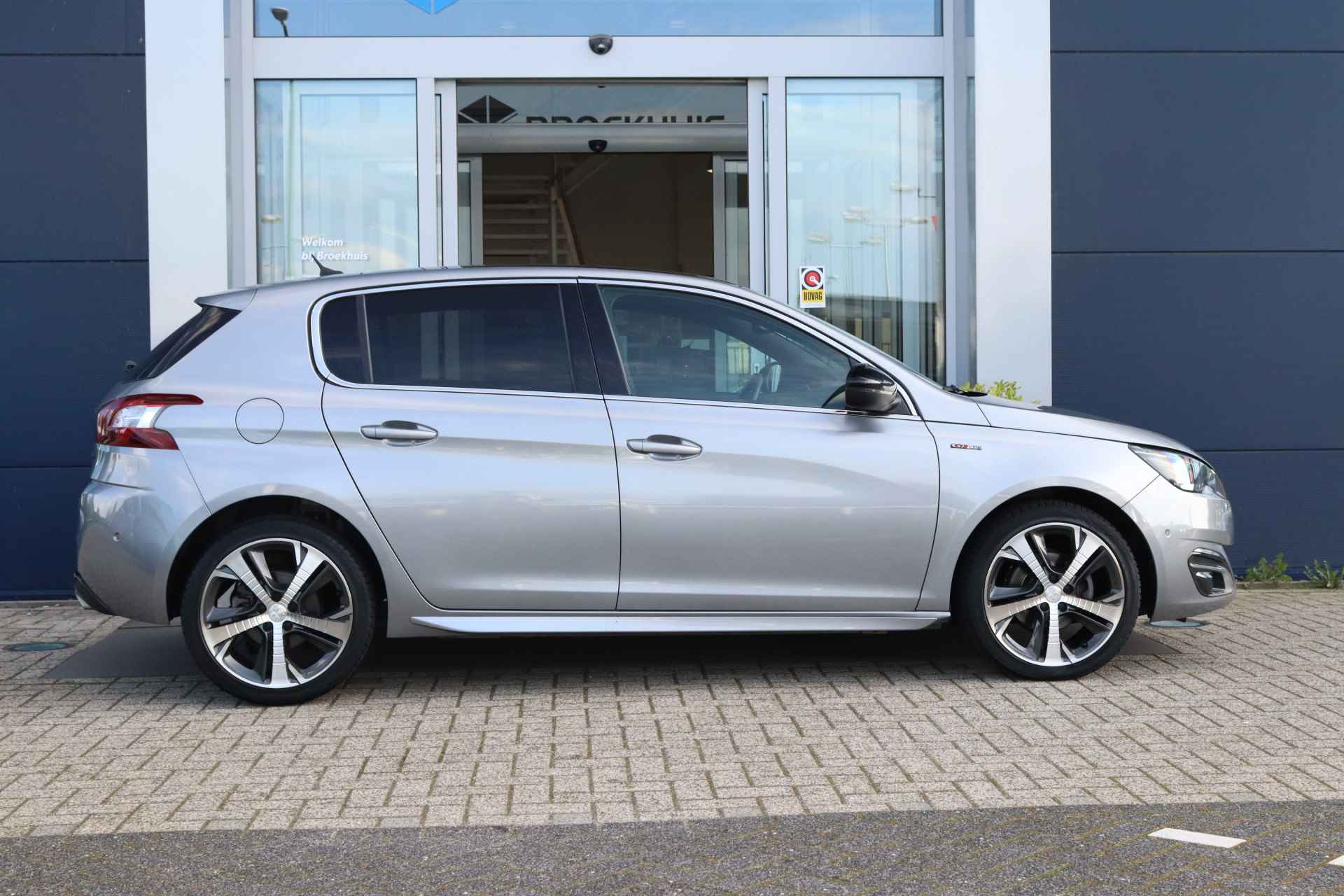 Peugeot 308 GT-line 1.2 PureTech 130PK | Navigatie | Cruise Control Pano | Climate | PDC & Camera - 14/38