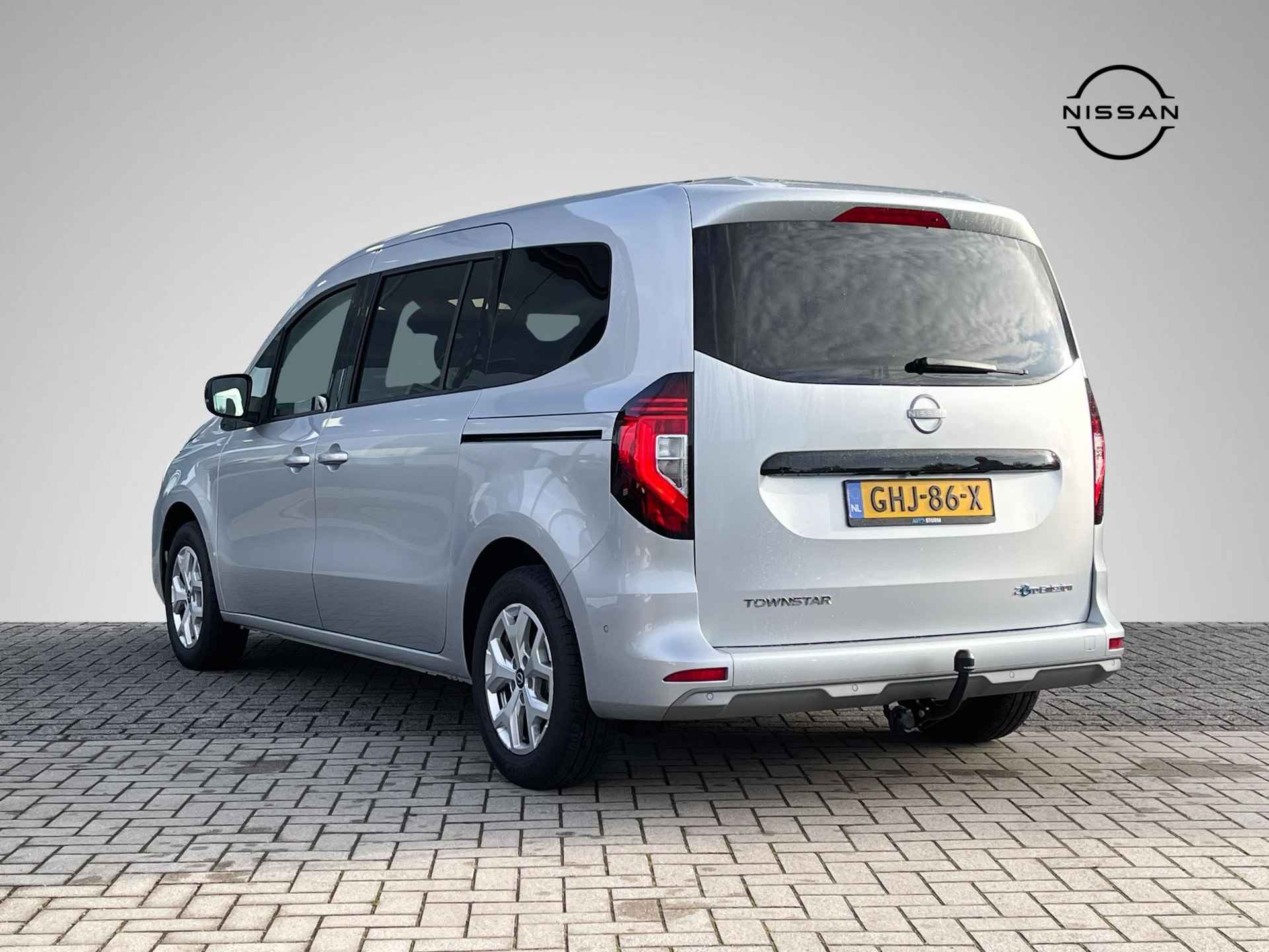 Nissan Townstar Evalia N-Connecta L2 45 kWh *€2.000 SUBSIDIE MOGELIJK!* 7-Persoons | Trekhaak | Camera | Apple Carplay/Android Auto | LED Koplampen | Rijklaarprijs incl BTW! - 6/26