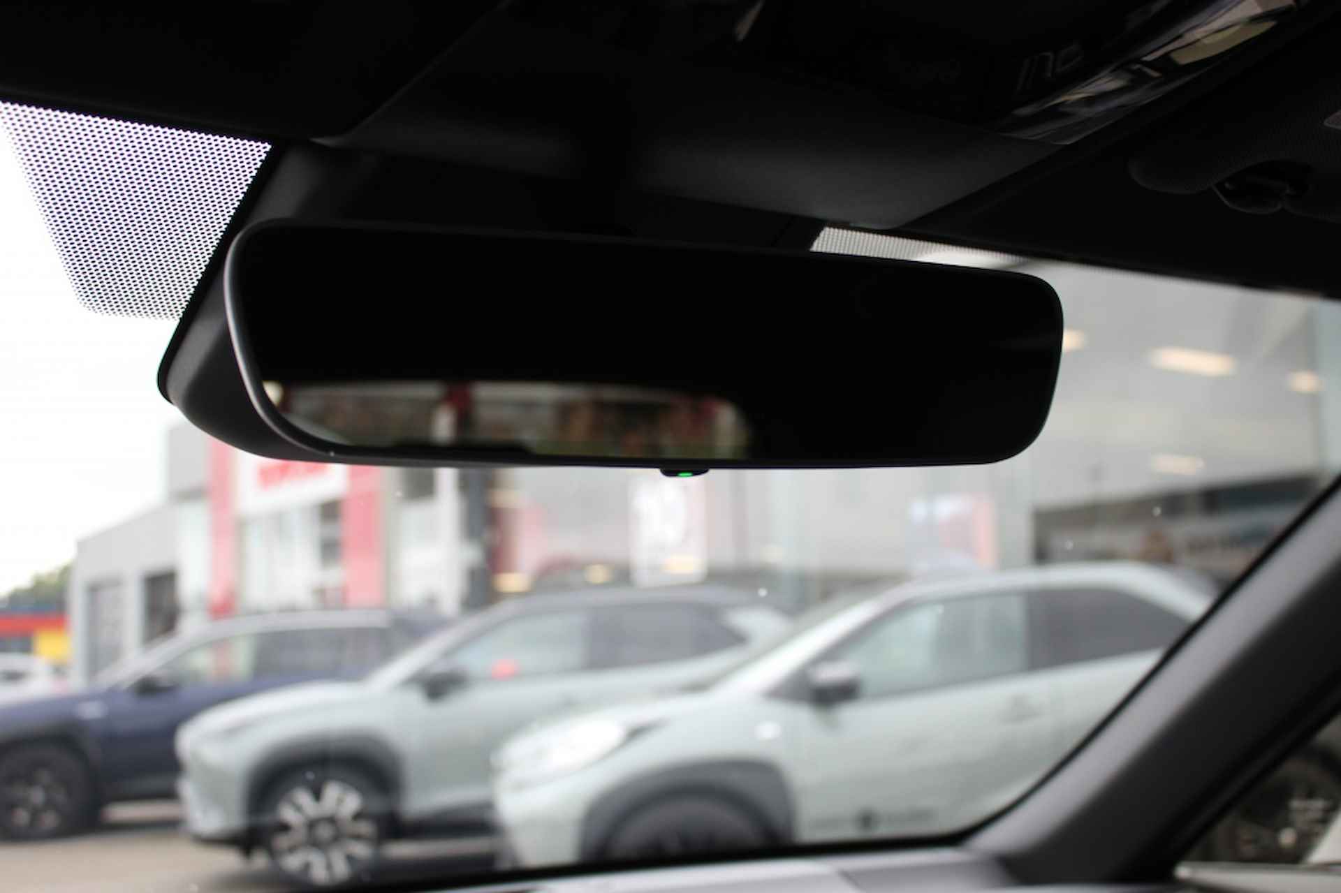 Lexus LBX Cool 2WD | Advanced Pakket | Head Up Display | Sensoren v/a | An - 27/42