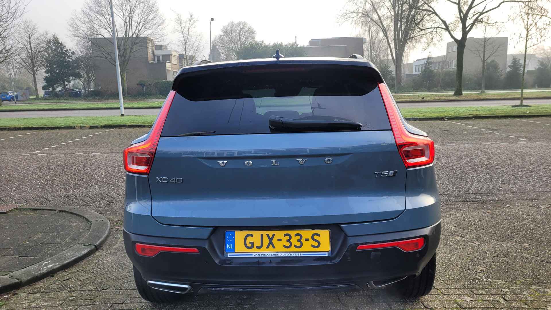 Volvo XC40 1.5 T5 Twin Engine R-Design /schuifdak - 6/24