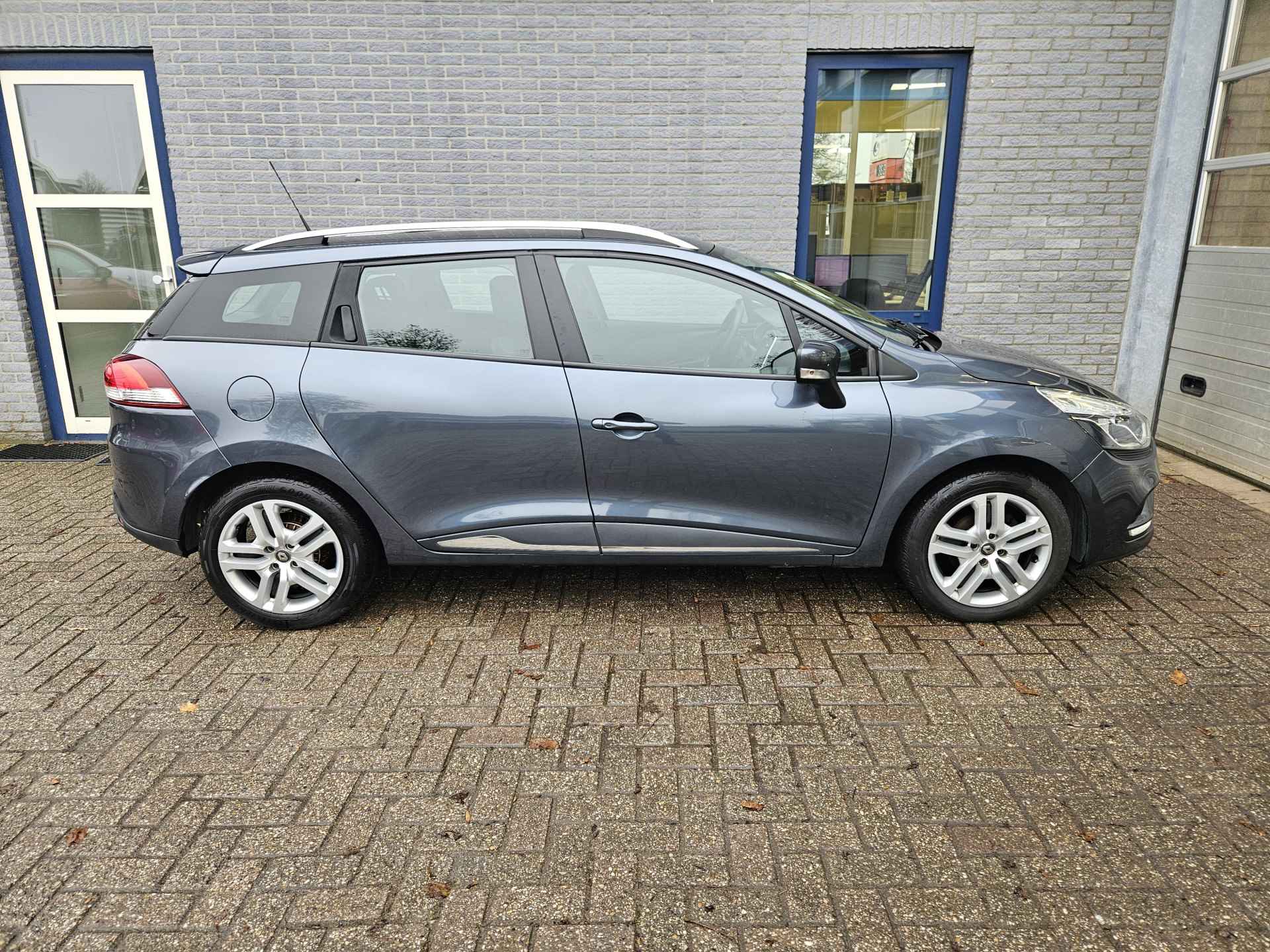 Renault Clio 0.9 TCe Zen Inclusief Afleveringskosten - 2/24