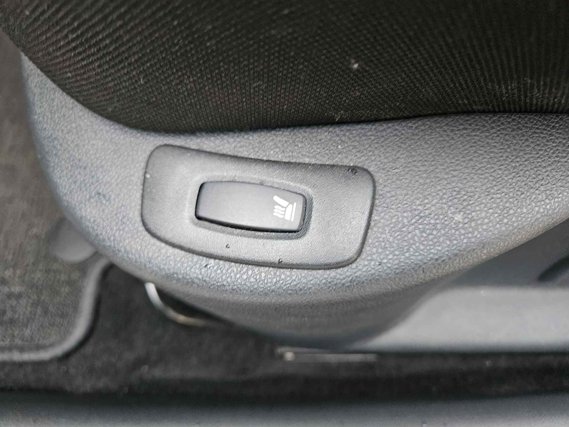 Renault Clio 0.9 TCe Zen Inclusief Afleveringskosten - 22/24