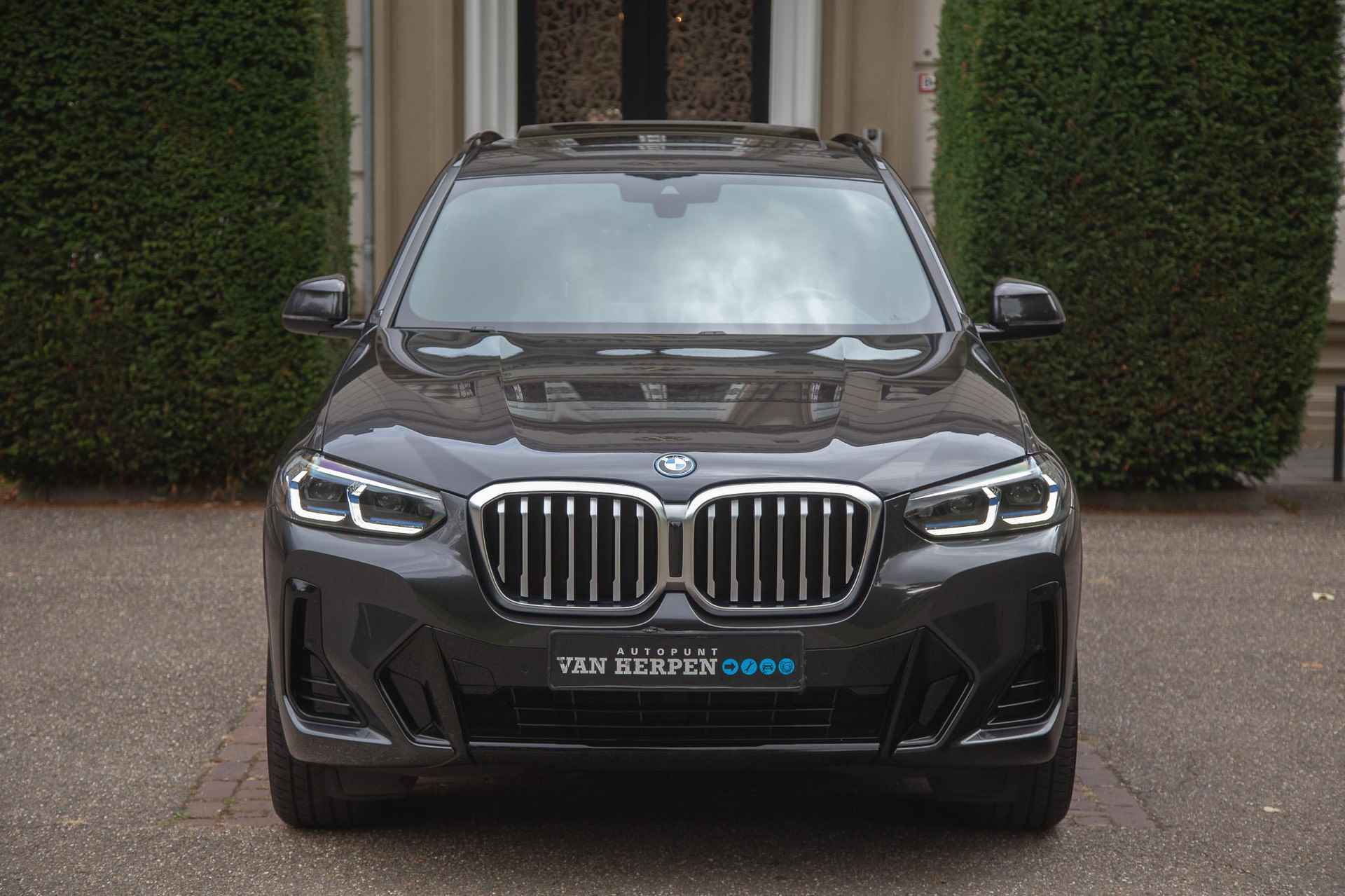 BMW X3 xDrive30e High Executive M-Sport LCI | Trekhaak | Pano | Laser | HUD - 7/71