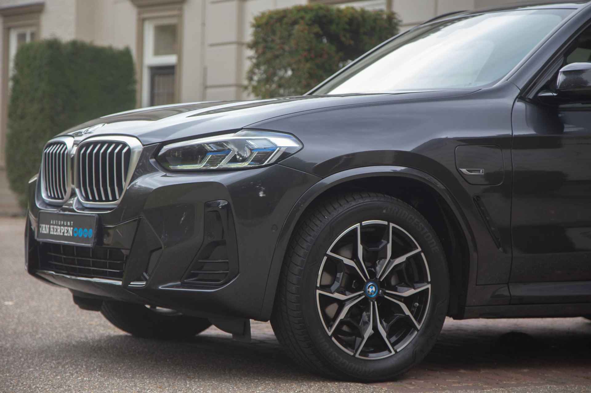 BMW X3 xDrive30e High Executive M-Sport LCI | Trekhaak | Pano | Laser | HUD - 9/71