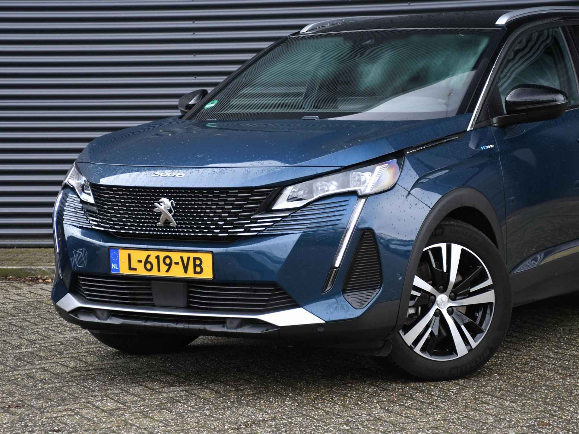 Peugeot 3008 GT 1.6 HYbrid 225pk Automaat 18''LM | FOCAL | ADAPT. CRUISE | PDC + CAM. | DAB | HALF LEDER-ALCANTARA - 2/33