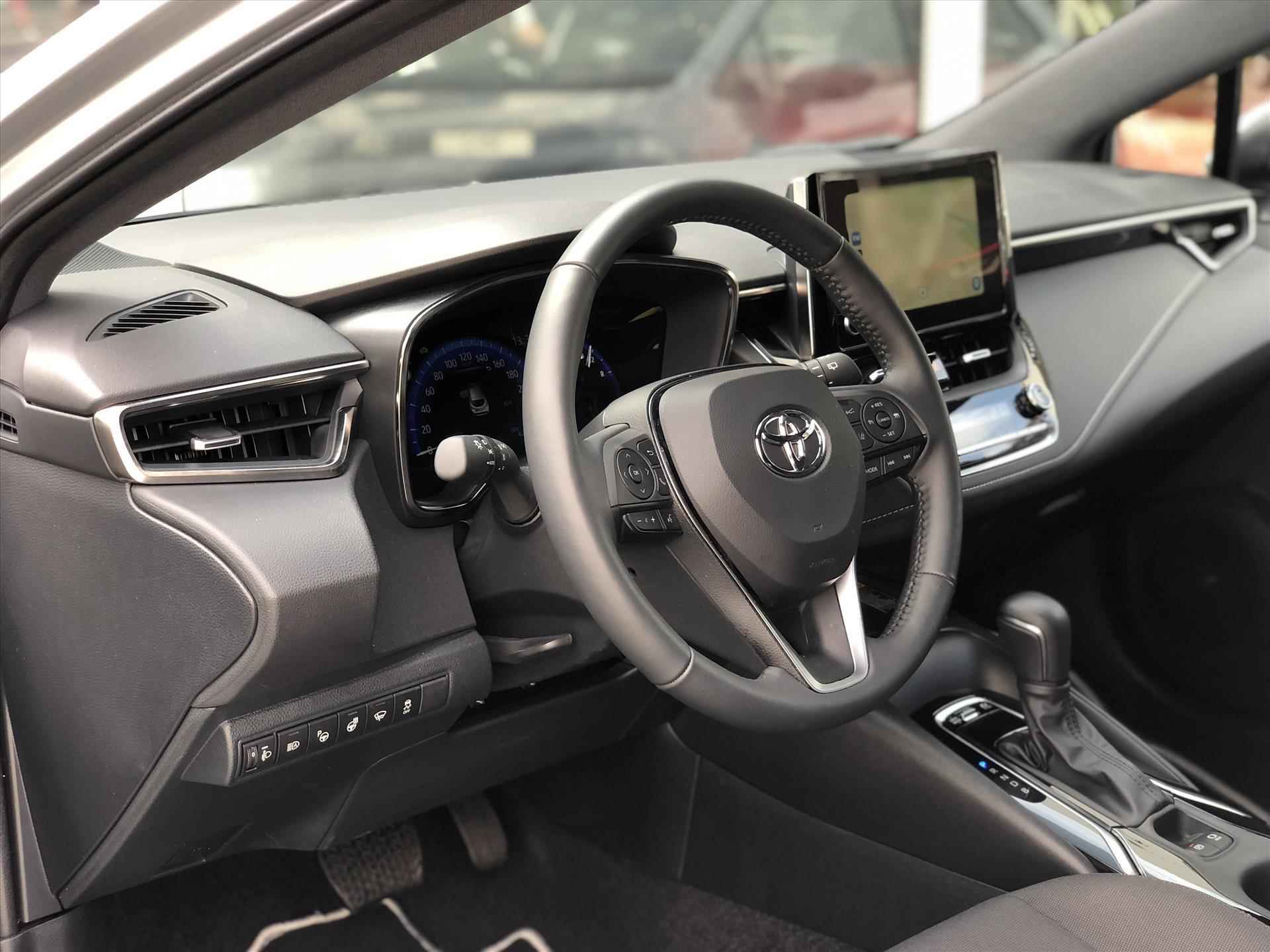 Toyota Corolla 1.8 Hybrid Style Plus | Dodehoekherkenning, Nieuwe multimedia, Parkeersensoren, Keyless, Stoel + Stuurverwarming - 14/38