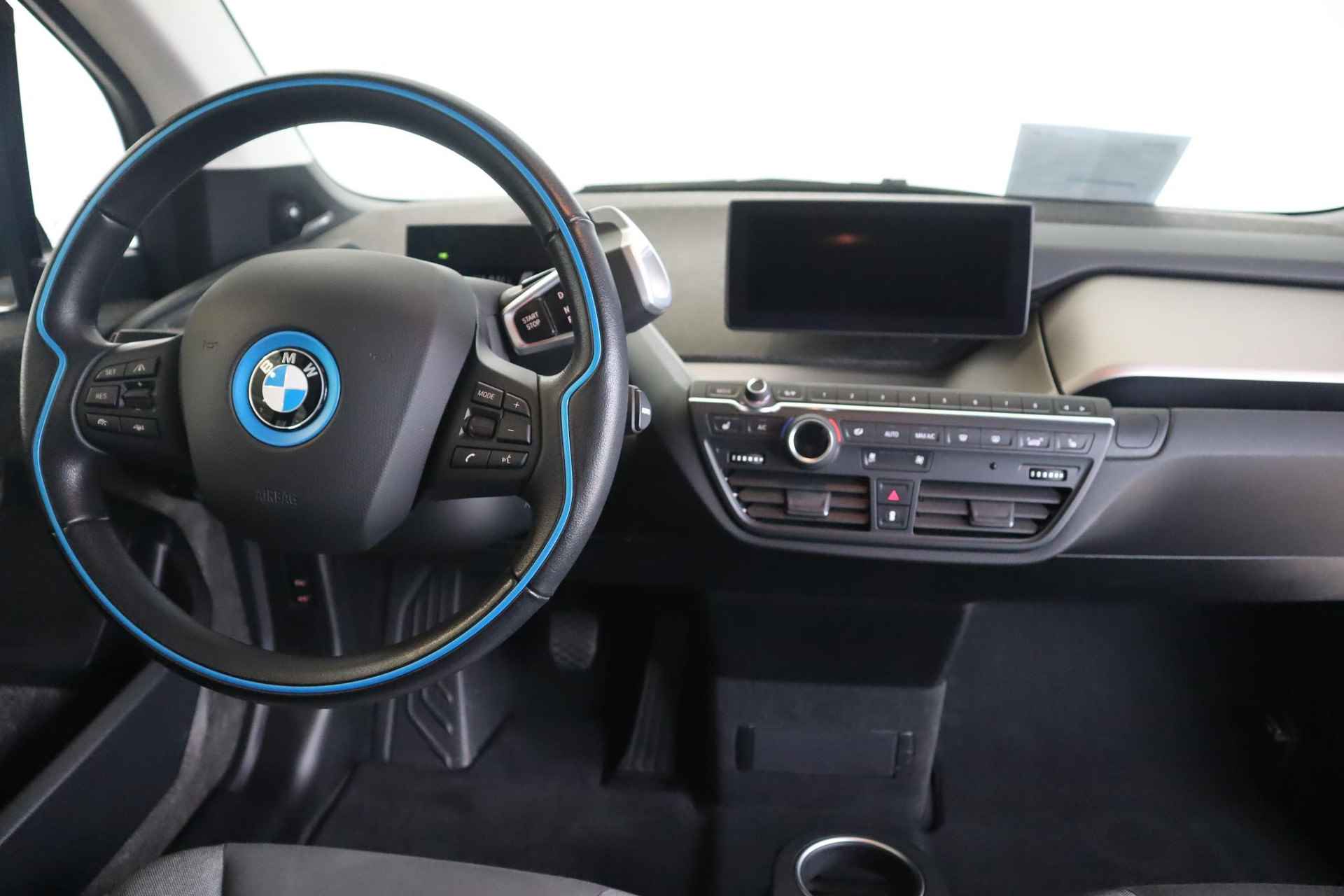 BMW i3 120Ah | Executive Edition | Driving Assistant Plus - 10/27