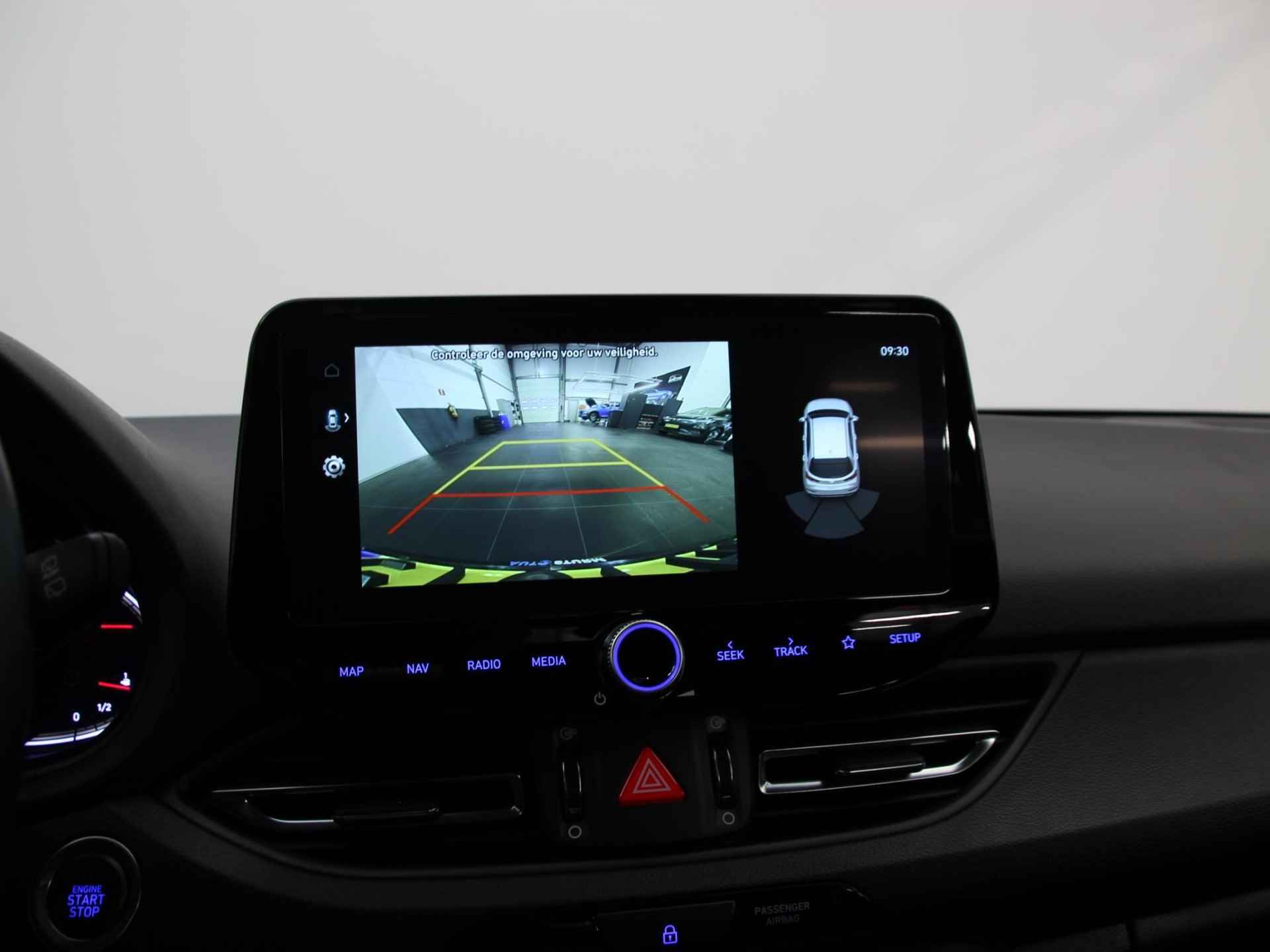 Hyundai i30 1.0 T-GDi MHEV Comfort Smart | Navigatie Full-Map | Camera | Apple Carplay/Android Auto | LED Koplampen | Keyless Entry | DAB | Rijklaarprijs! - 12/20