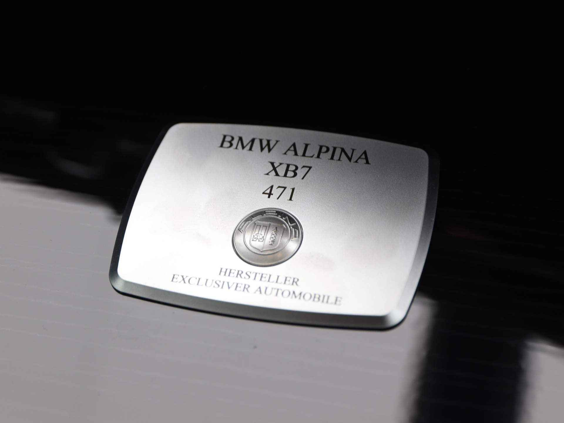 Alpina XB7 SWITCH-TRONIC Allrad - Ruby Black - 23/35