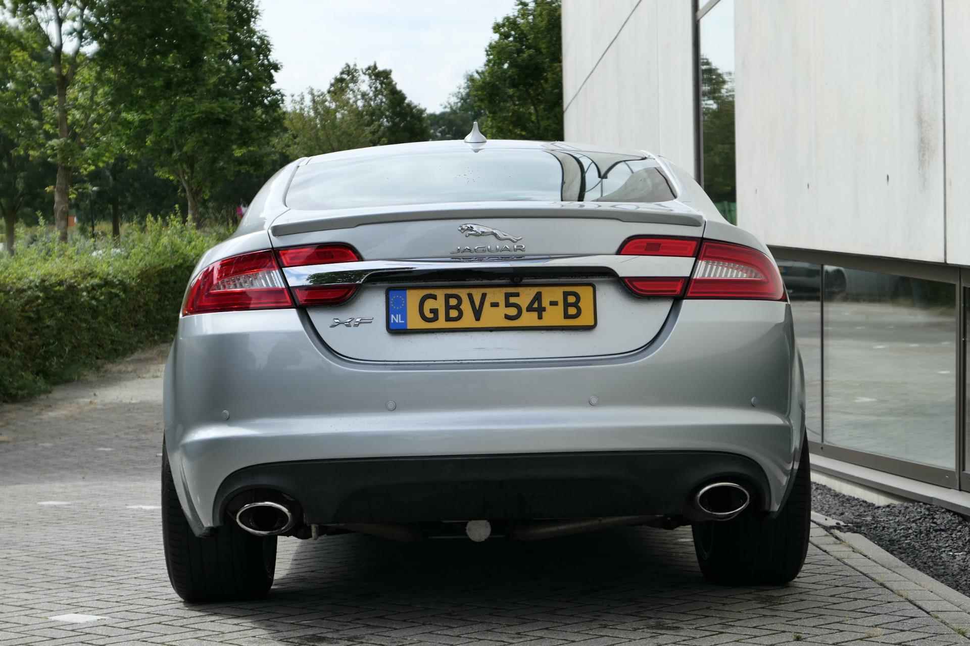 Jaguar XF 2.0 Turbo Premium Schuifdak Meridian Leder Cruise - 6/26