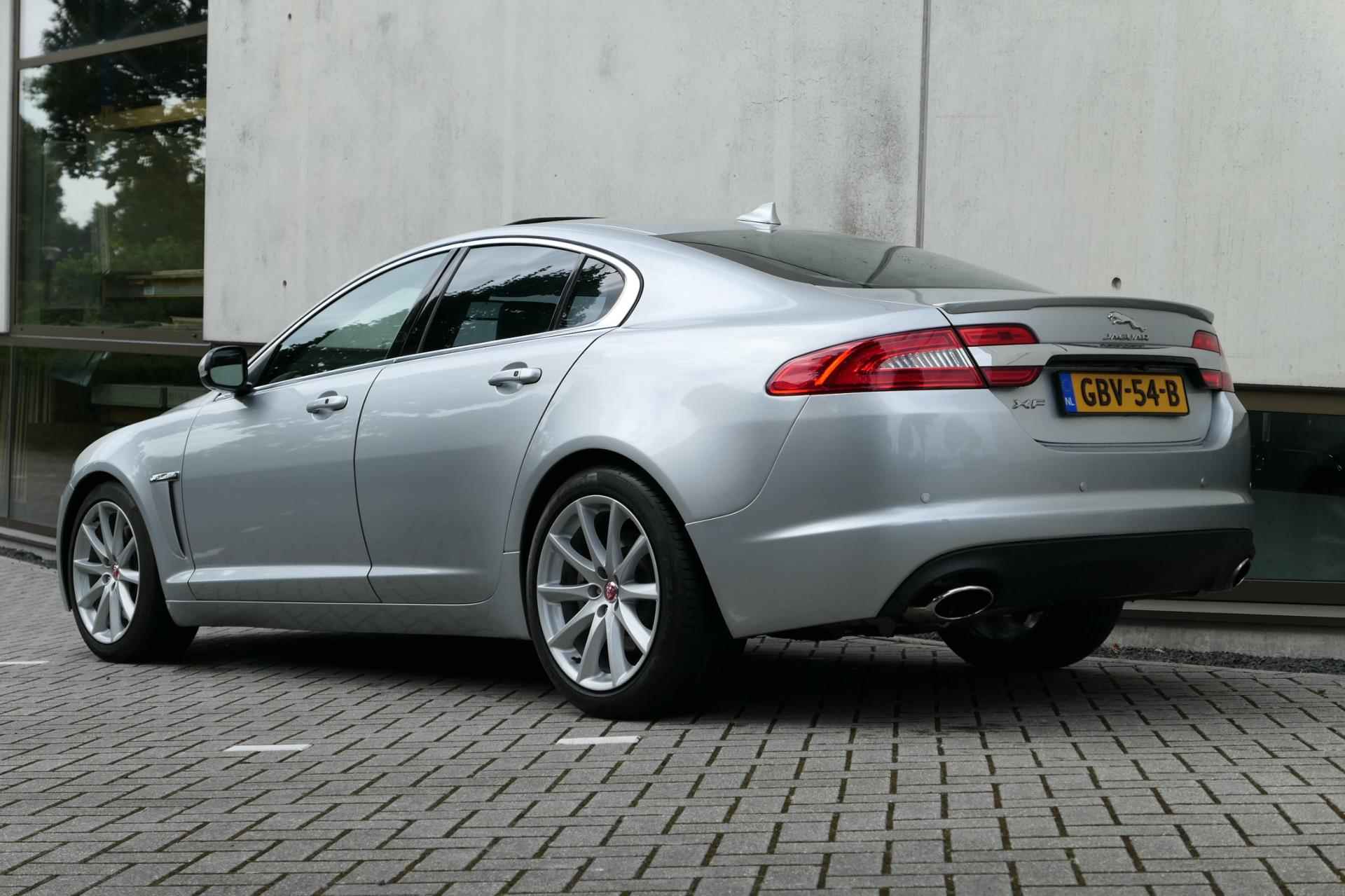 Jaguar XF 2.0 Turbo Premium Schuifdak Meridian Leder Cruise - 7/26