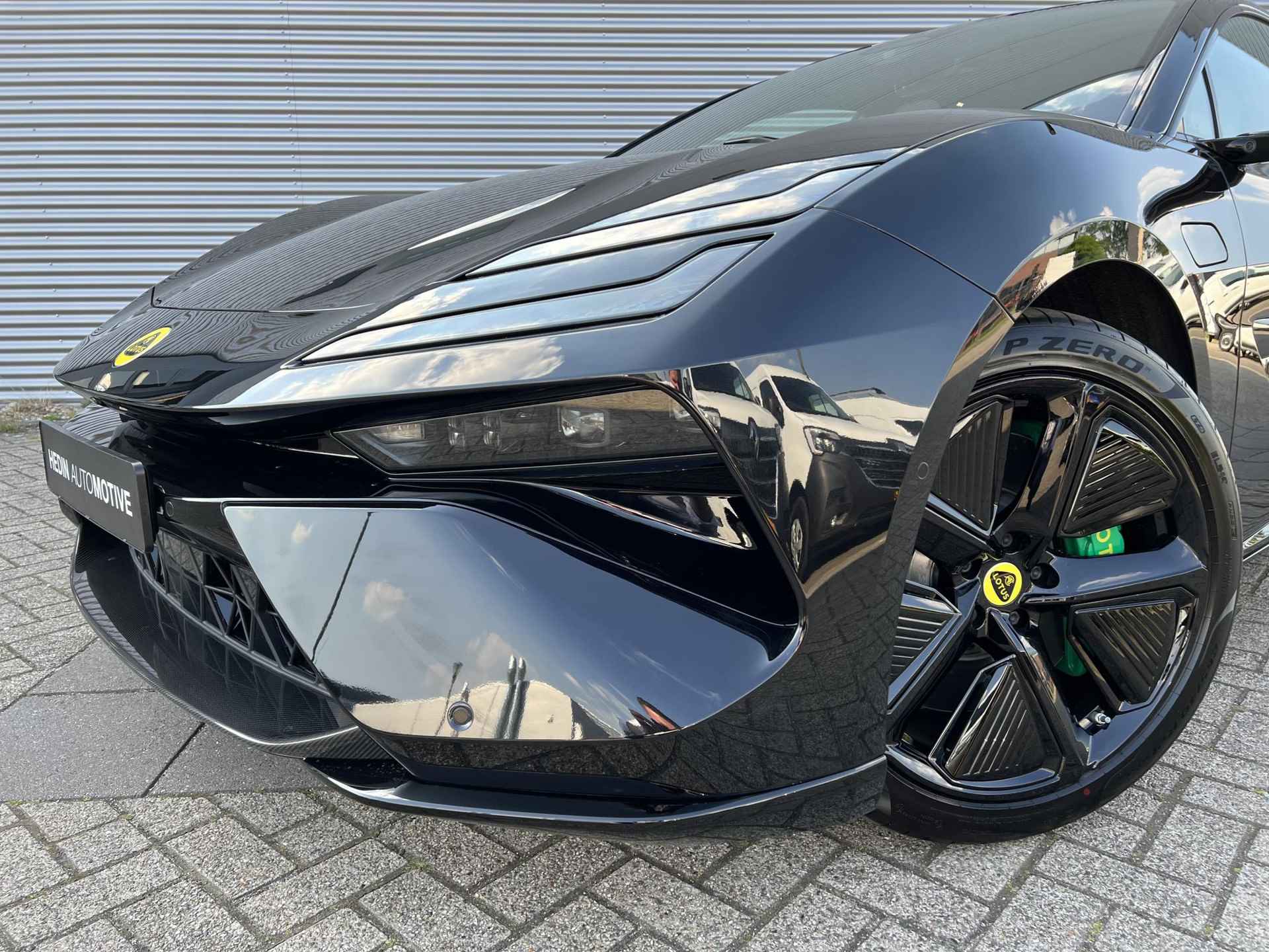 Lotus Emeya S | 21" velgen | Trekhaak | Carbon pakket | Snelweg hulppakket | Intelligent glazen dak - 2/19