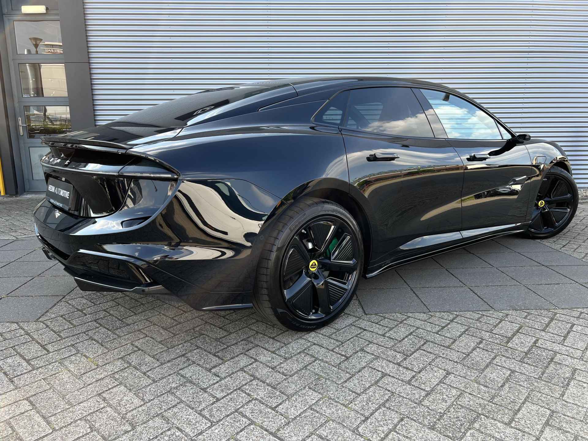 Lotus Emeya S | 21" velgen | Trekhaak | Carbon pakket | Snelweg hulppakket | Intelligent glazen dak - 10/19